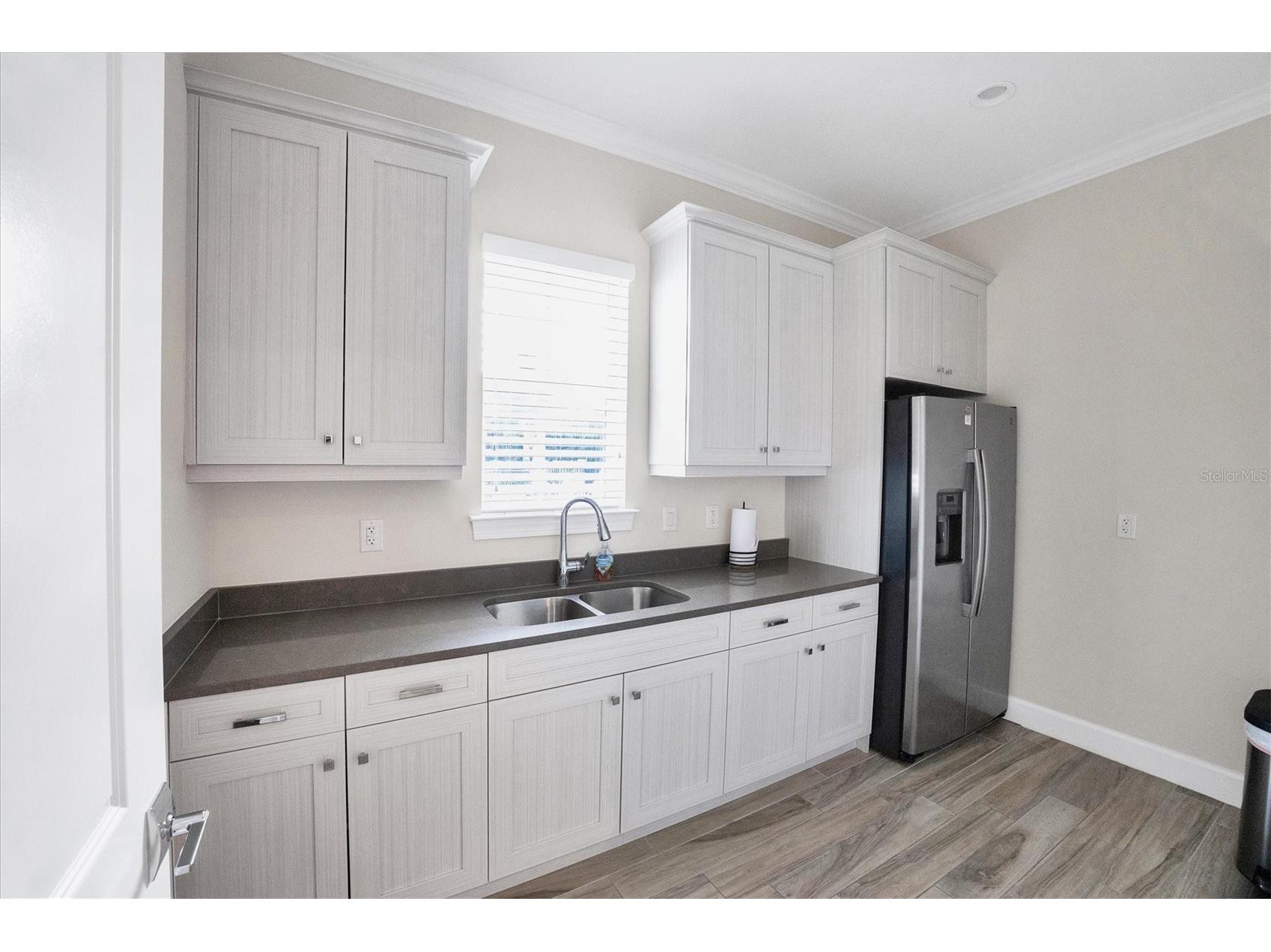 8020 Clearwater Court Sarasota FL 34241 A4672945 image36