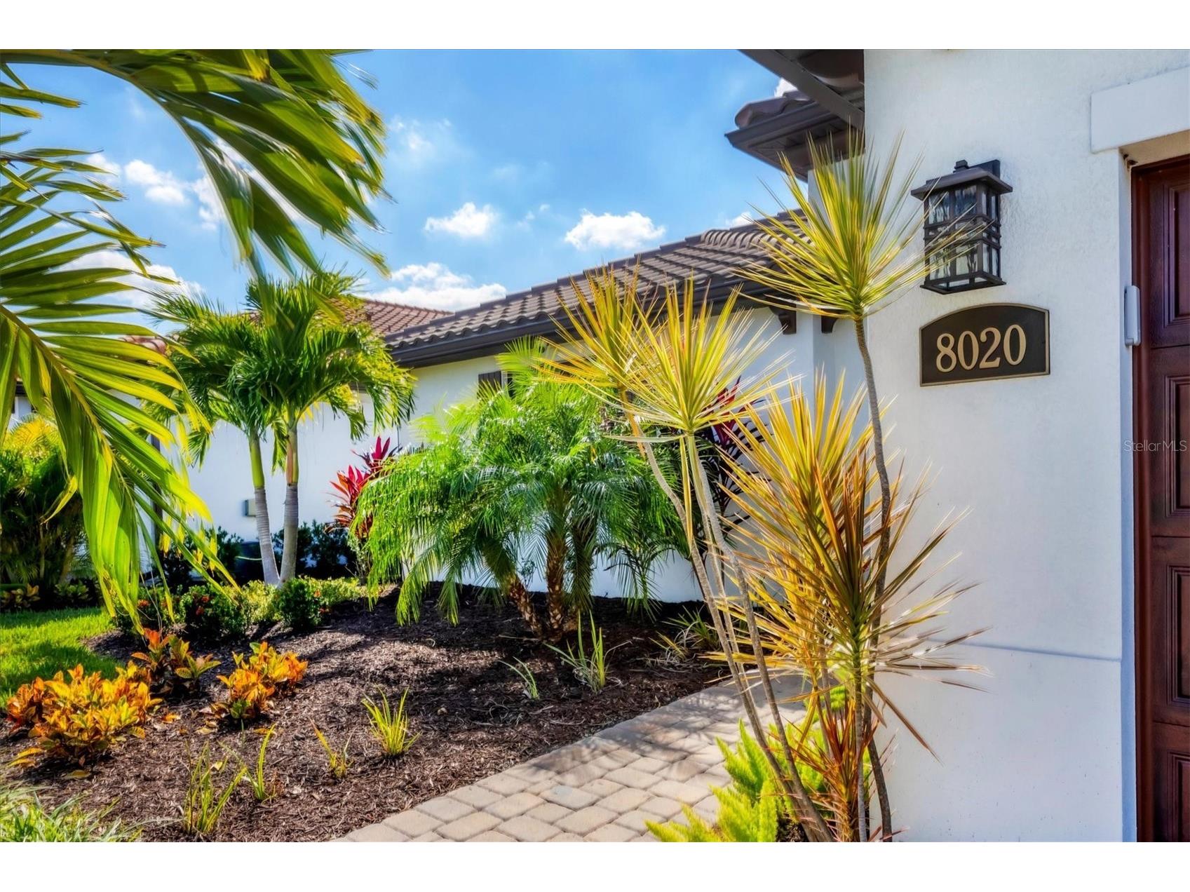 8020 Clearwater Court Sarasota FL 34241 A4672945 image43