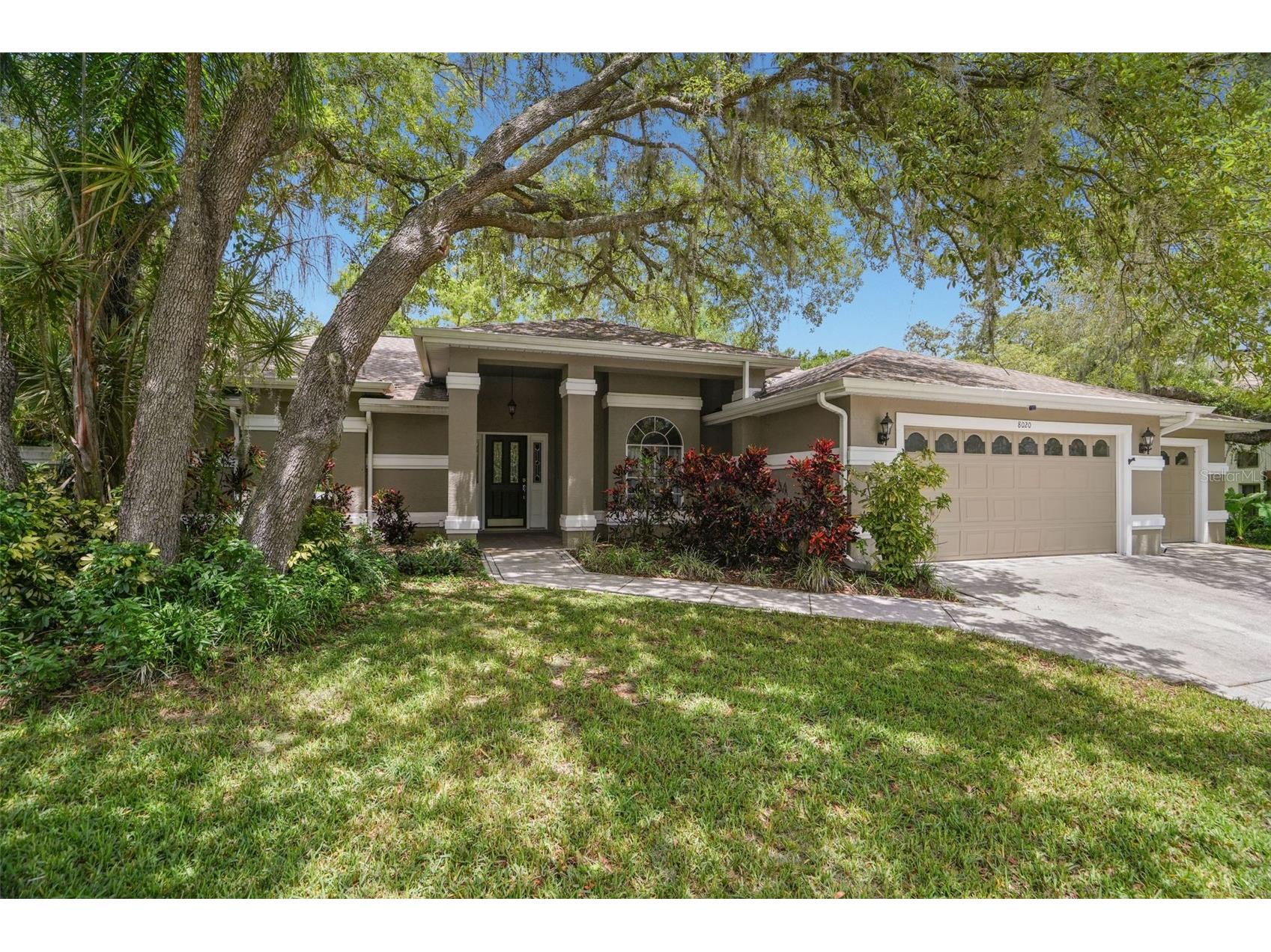 8020 Moonlight Lane New Port Richey FL 34654 W7886358 image1