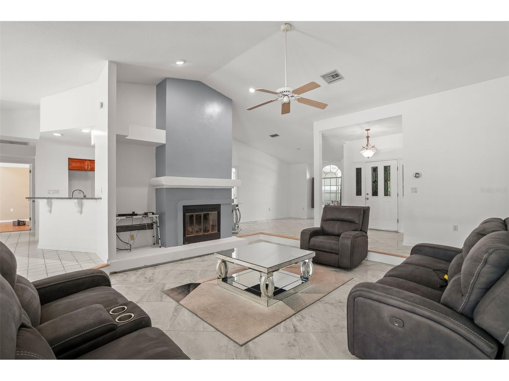 8020 Moonlight Lane New Port Richey FL 34654 W7886358 image4