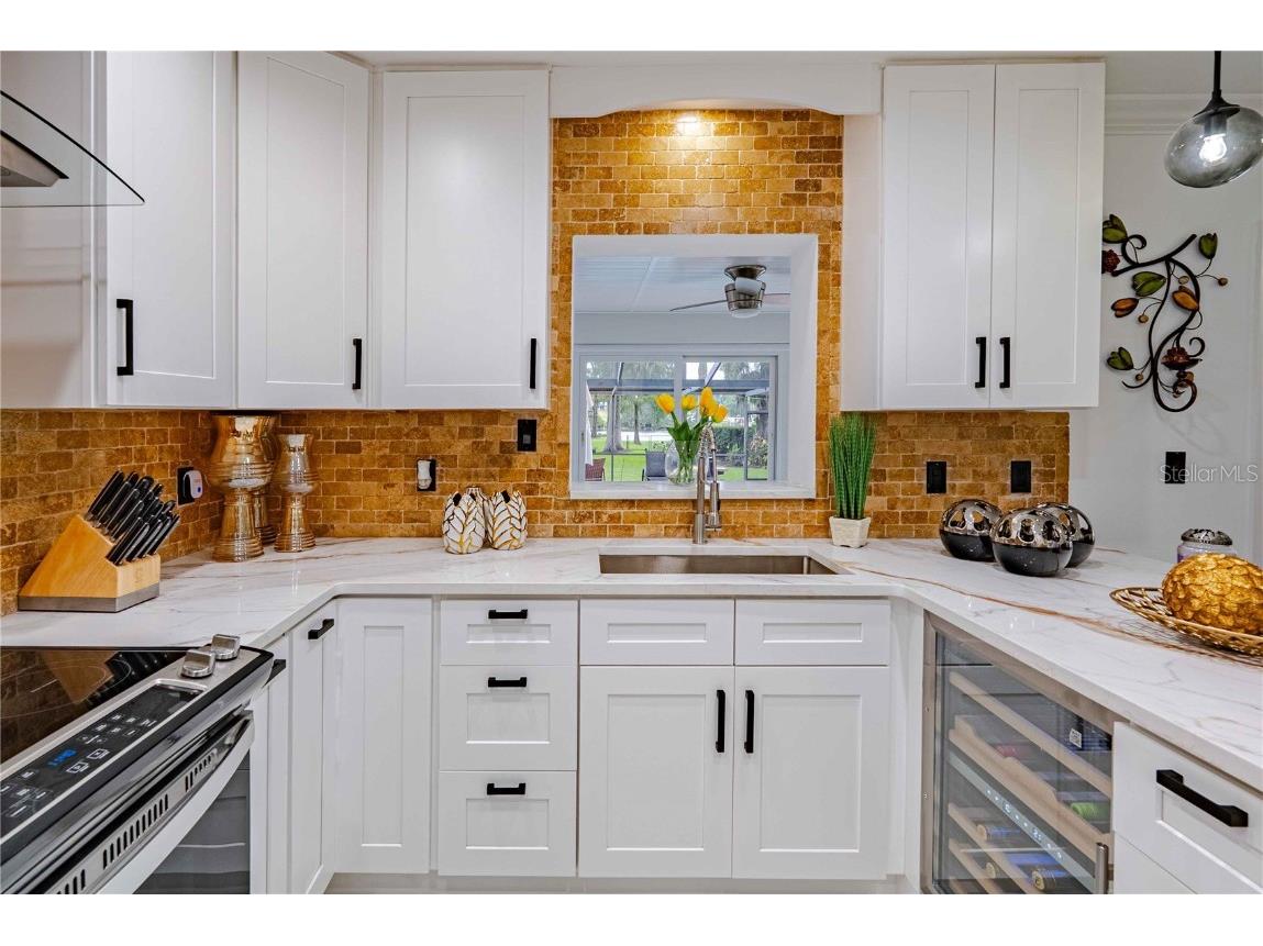 8020 Sharon Drive Tampa FL 33617 TB8437958 image12