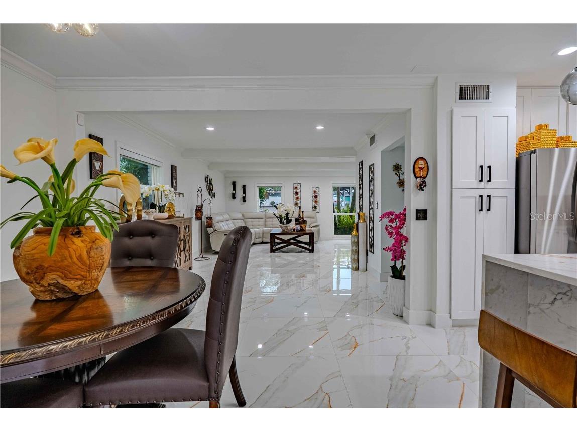 8020 Sharon Drive Tampa FL 33617 TB8437958 image15