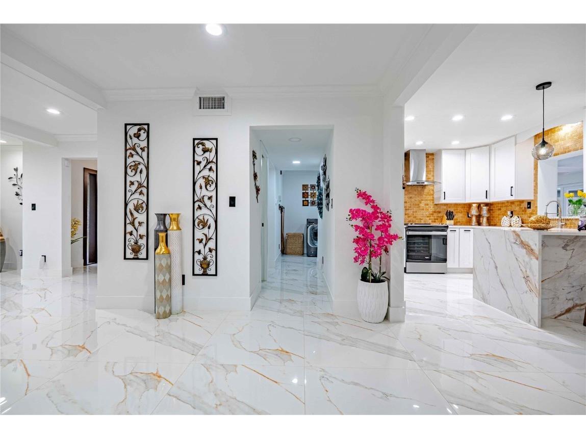 8020 Sharon Drive Tampa FL 33617 TB8437958 image17