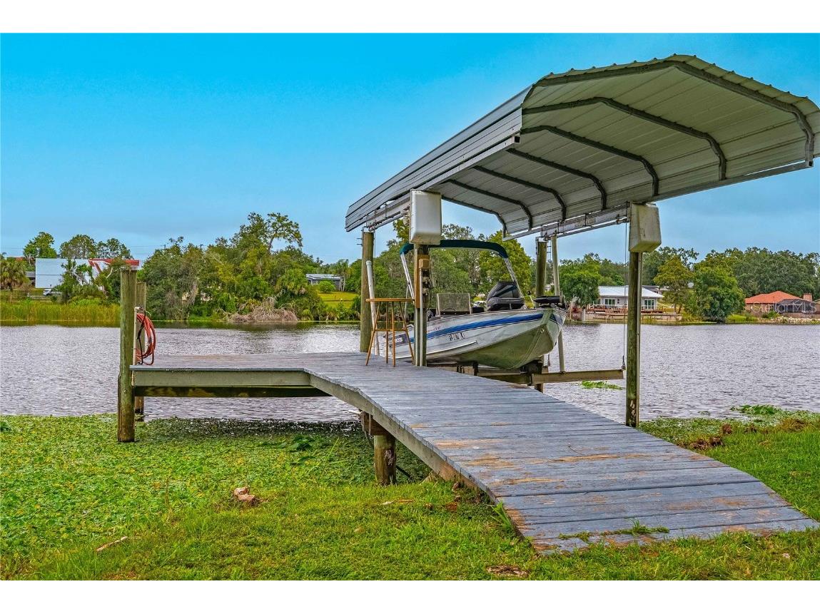 8020 Sharon Drive Tampa FL 33617 TB8437958 image74