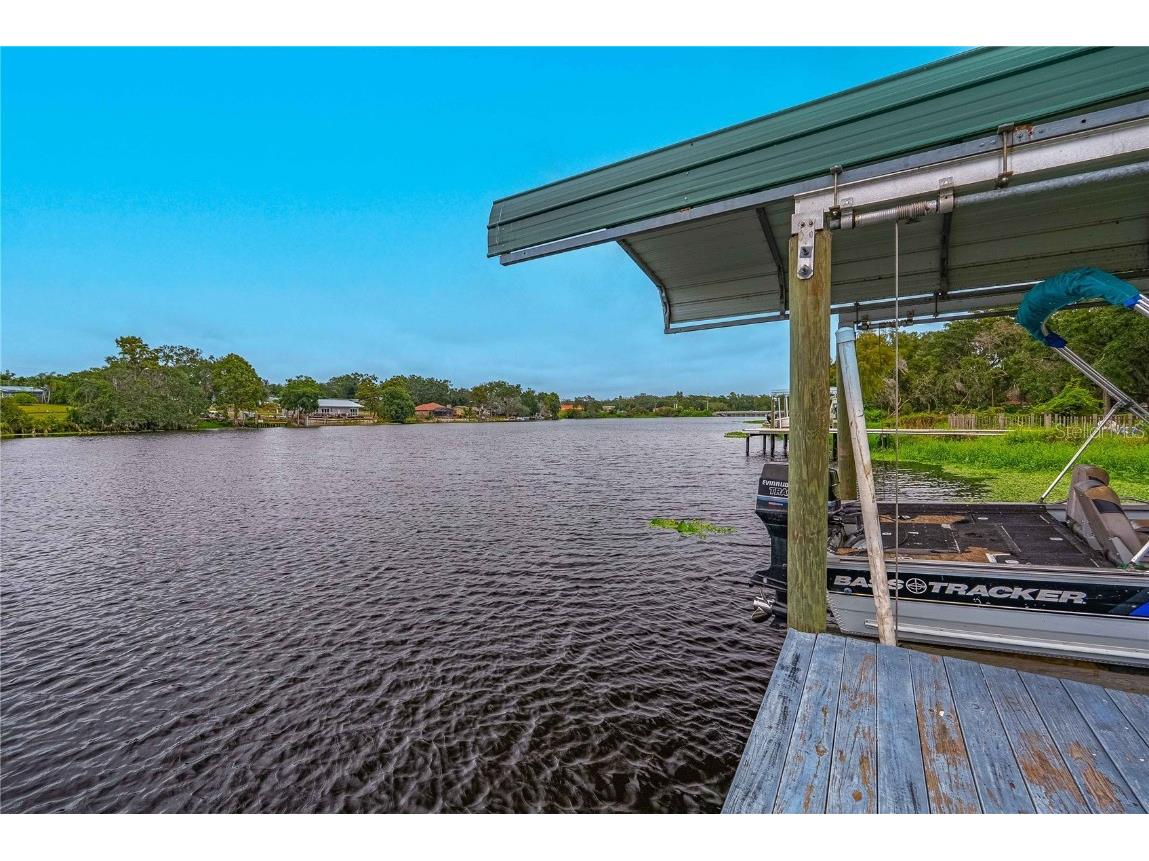 8020 Sharon Drive Tampa FL 33617 TB8437958 image77