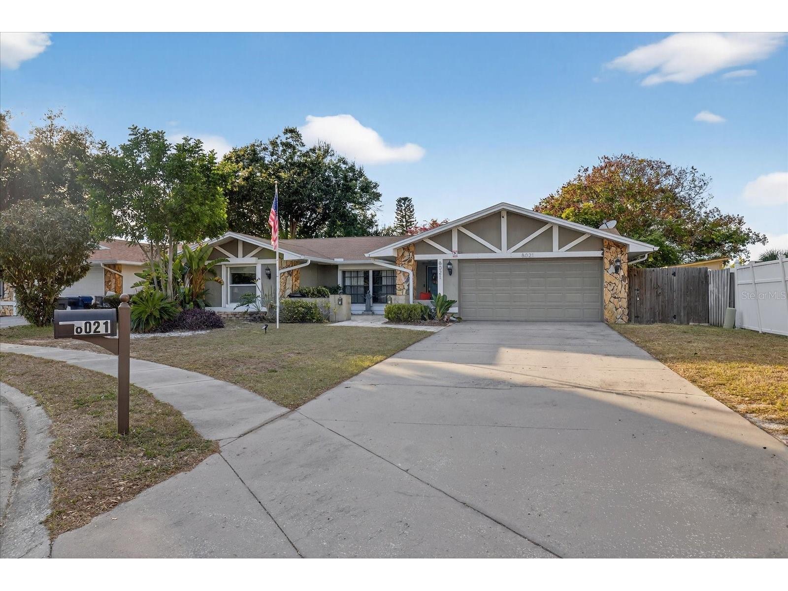 8021 Cedar Run Drive Port Richey FL 34668 TB8457828 image1