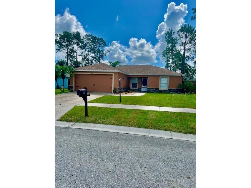 8021 Grand Pines Boulevard Lakeland FL 33810 L4946665 image1