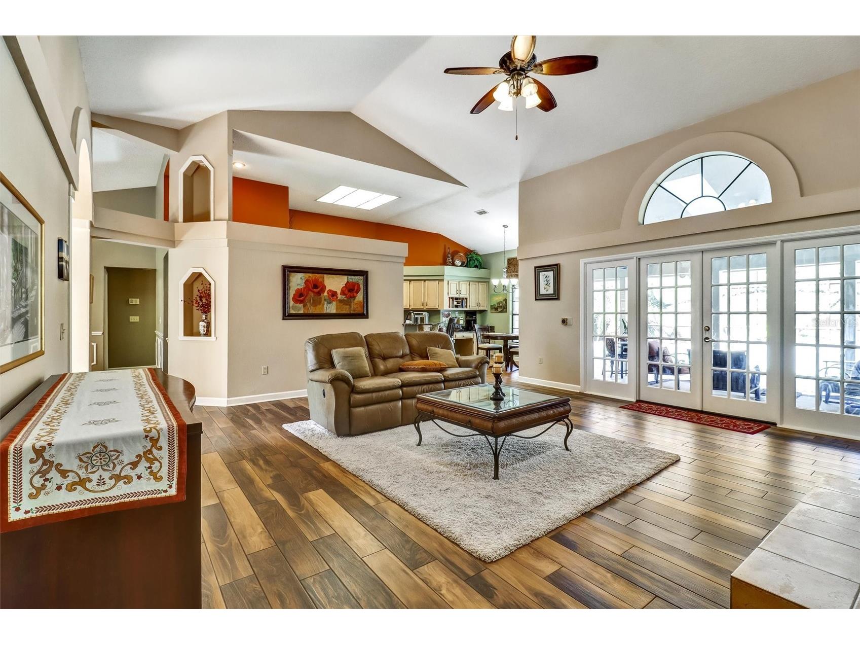 8021 Landgrove Court Orlando FL 32819 O6385643 image12