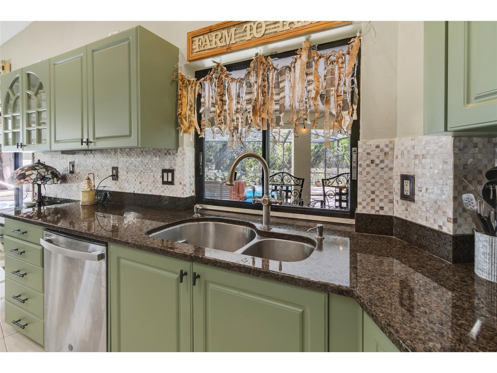 8021 Moonlight Lane New Port Richey FL 34654 W7883280 image34