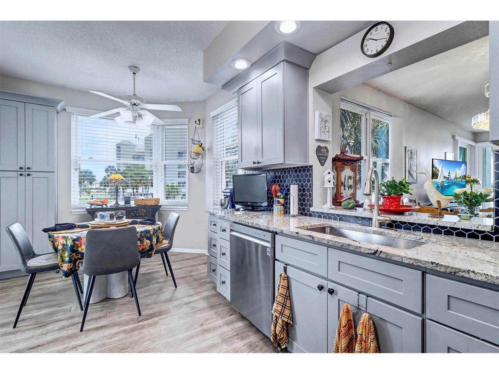 8021 Sailboat Key Boulevard S #101 Saint Pete Beach FL 33707 TB8481752 image10