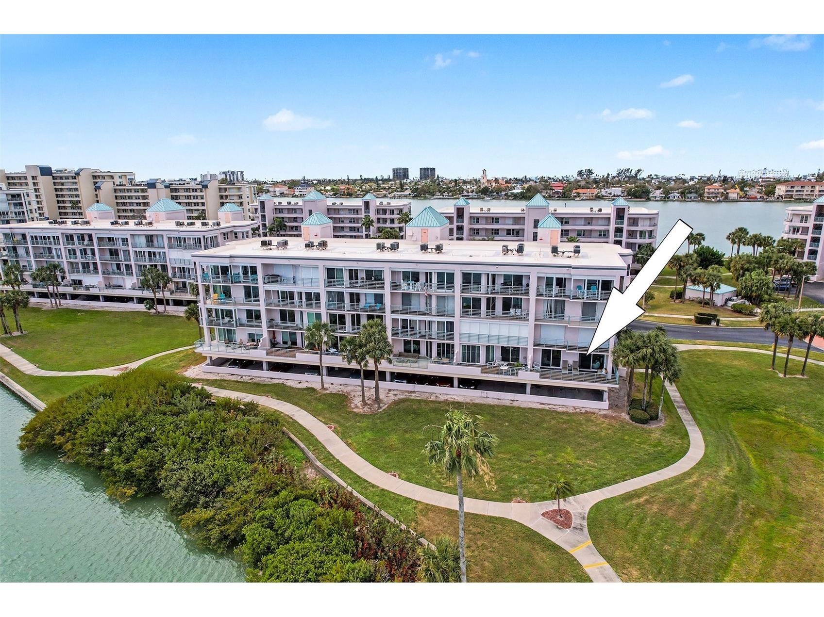 8021 Sailboat Key Boulevard S #101 Saint Pete Beach FL 33707 TB8481752 image33