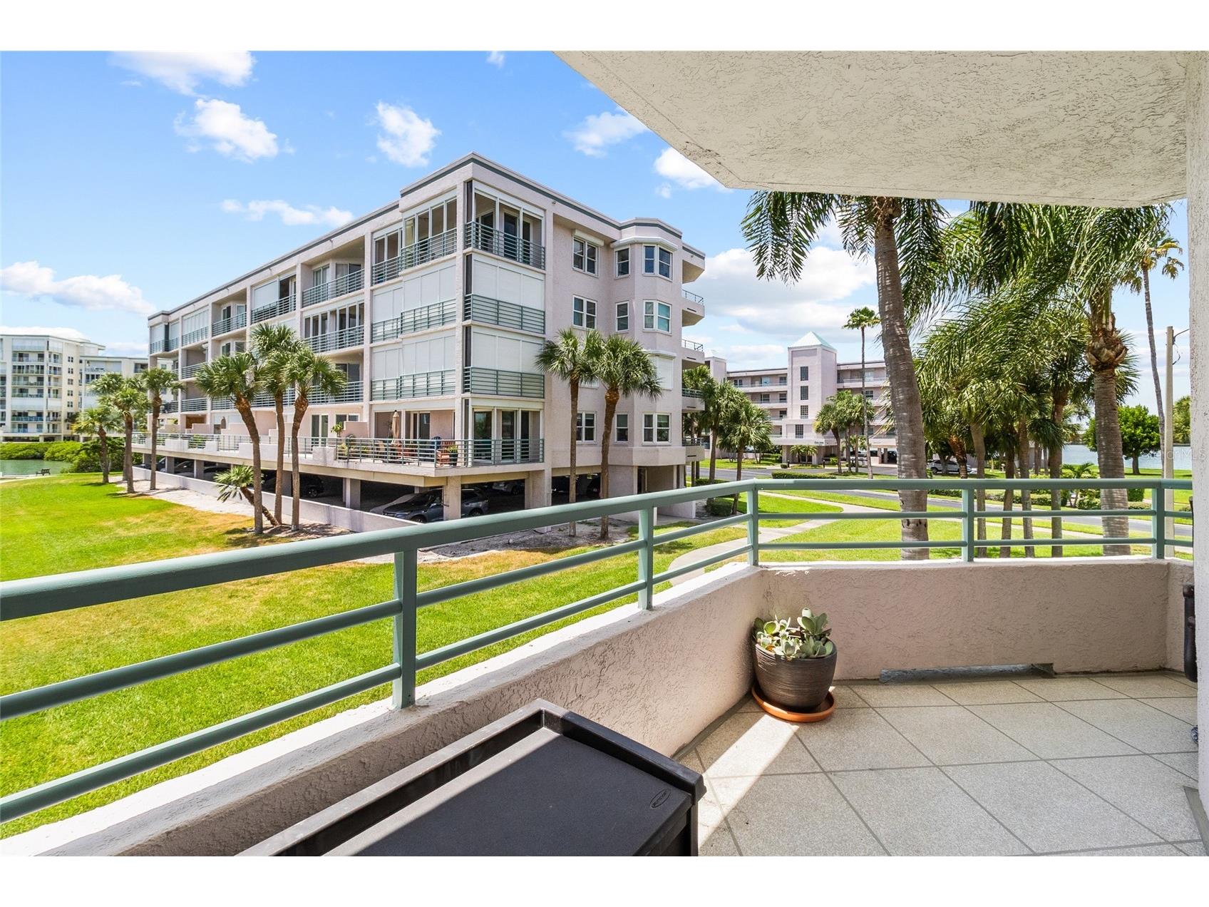 8021 Sailboat Key Boulevard S #106 Saint Pete Beach FL 33707 - BOCA CIEGA BAY TB8525458 image32