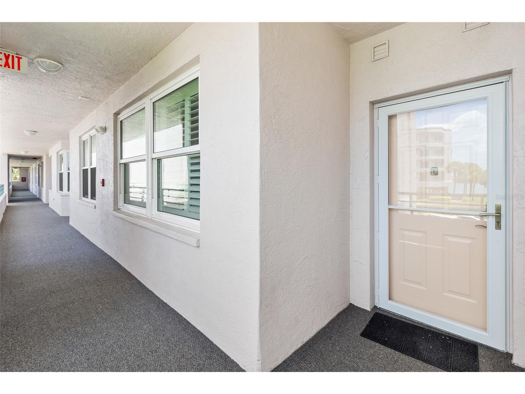 8021 Sailboat Key Boulevard S #106 Saint Pete Beach FL 33707 - BOCA CIEGA BAY TB8525458 image4