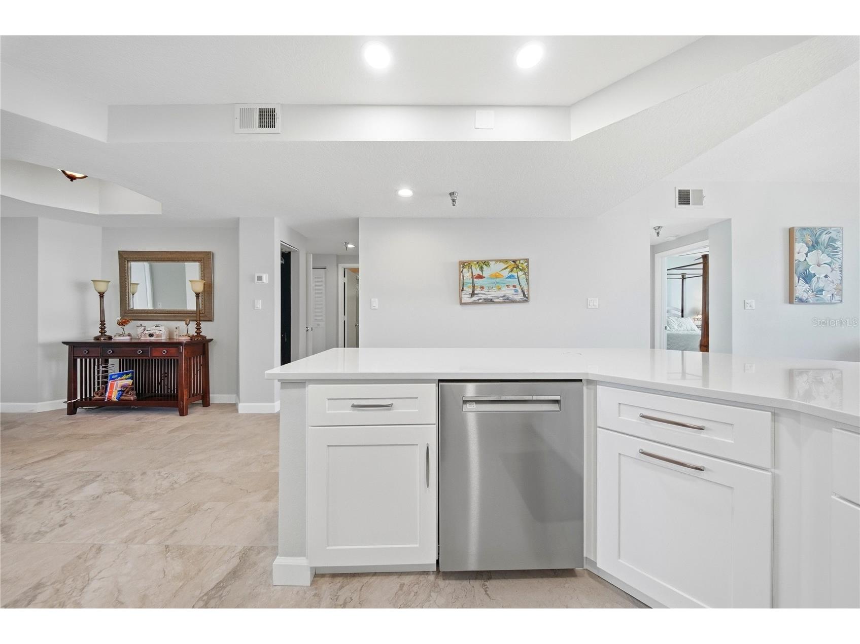 8021 Sailboat Key Boulevard S #302 Saint Pete Beach FL 33707 - BOCA CIEGA BAY TB8501403 image10
