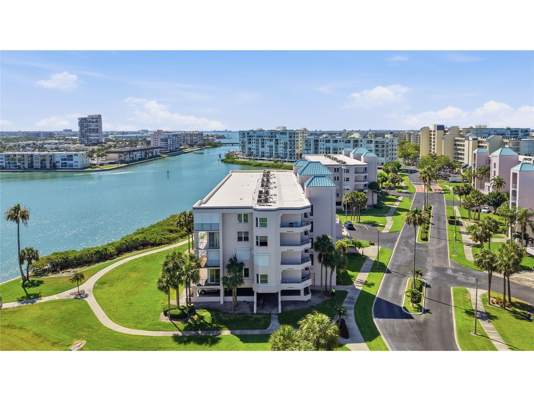 8021 Sailboat Key Boulevard S #302 Saint Pete Beach FL 33707 - BOCA CIEGA BAY TB8501403 image41
