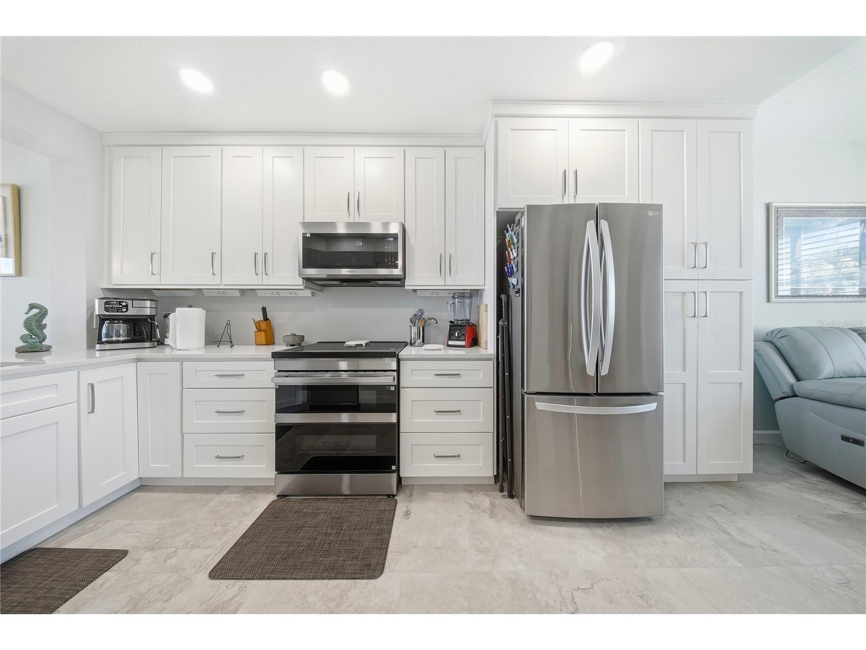 8021 Sailboat Key Boulevard S #302 Saint Pete Beach FL 33707 - BOCA CIEGA BAY TB8501403 image8