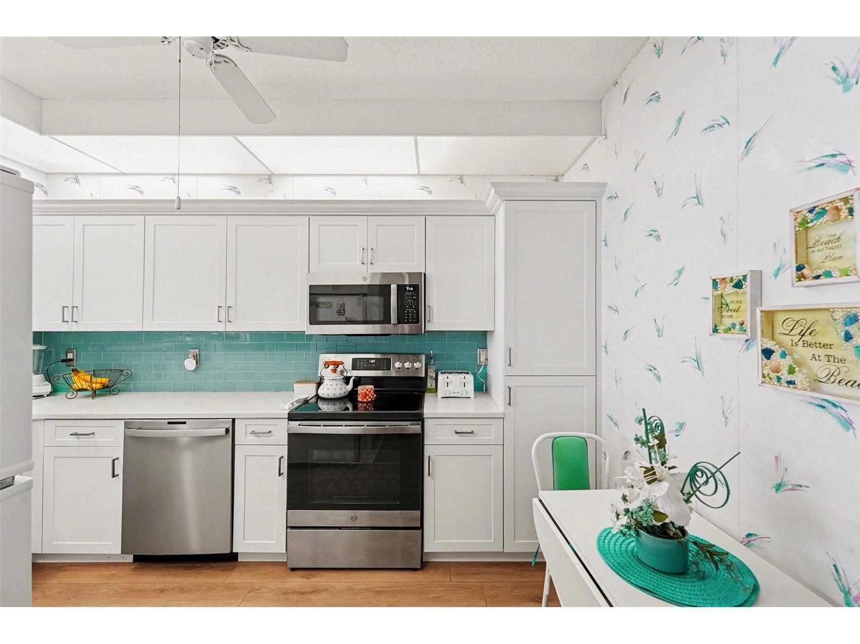 8021 Sailboat Key Boulevard S #304 Saint Pete Beach FL 33707 TB8475495 image11