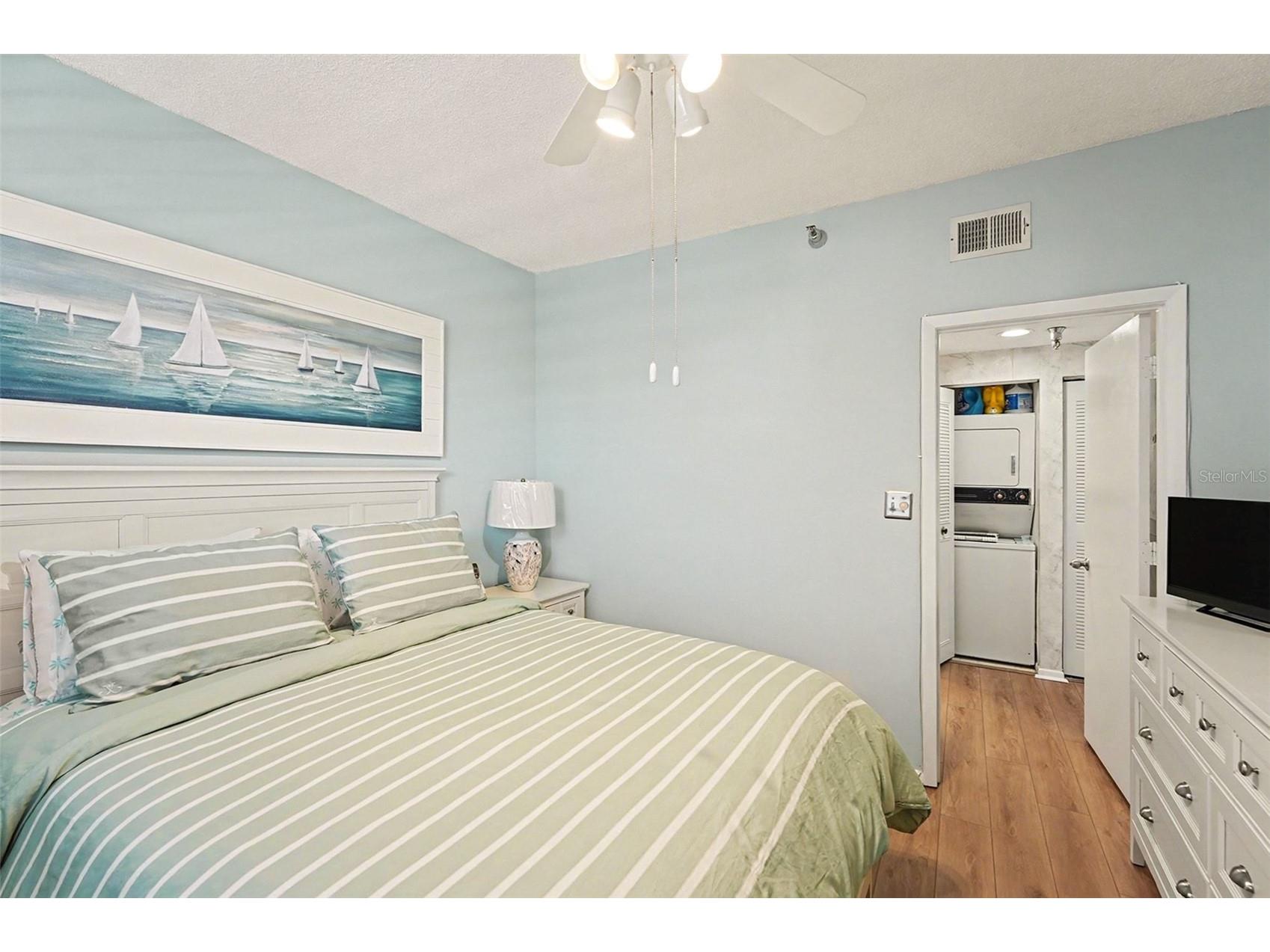8021 Sailboat Key Boulevard S #304 Saint Pete Beach FL 33707 TB8475495 image18