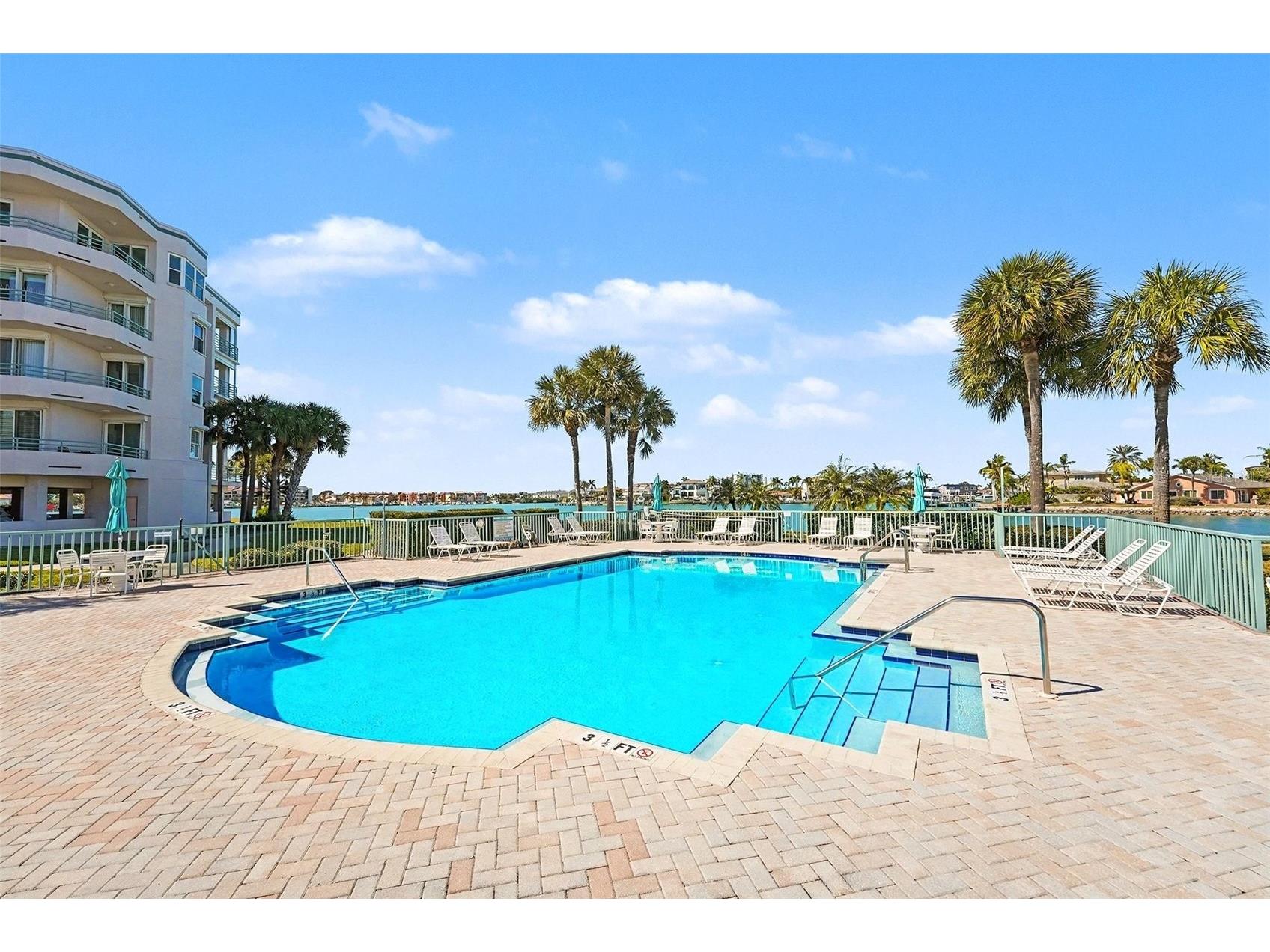 8021 Sailboat Key Boulevard S #304 Saint Pete Beach FL 33707 TB8475495 image26
