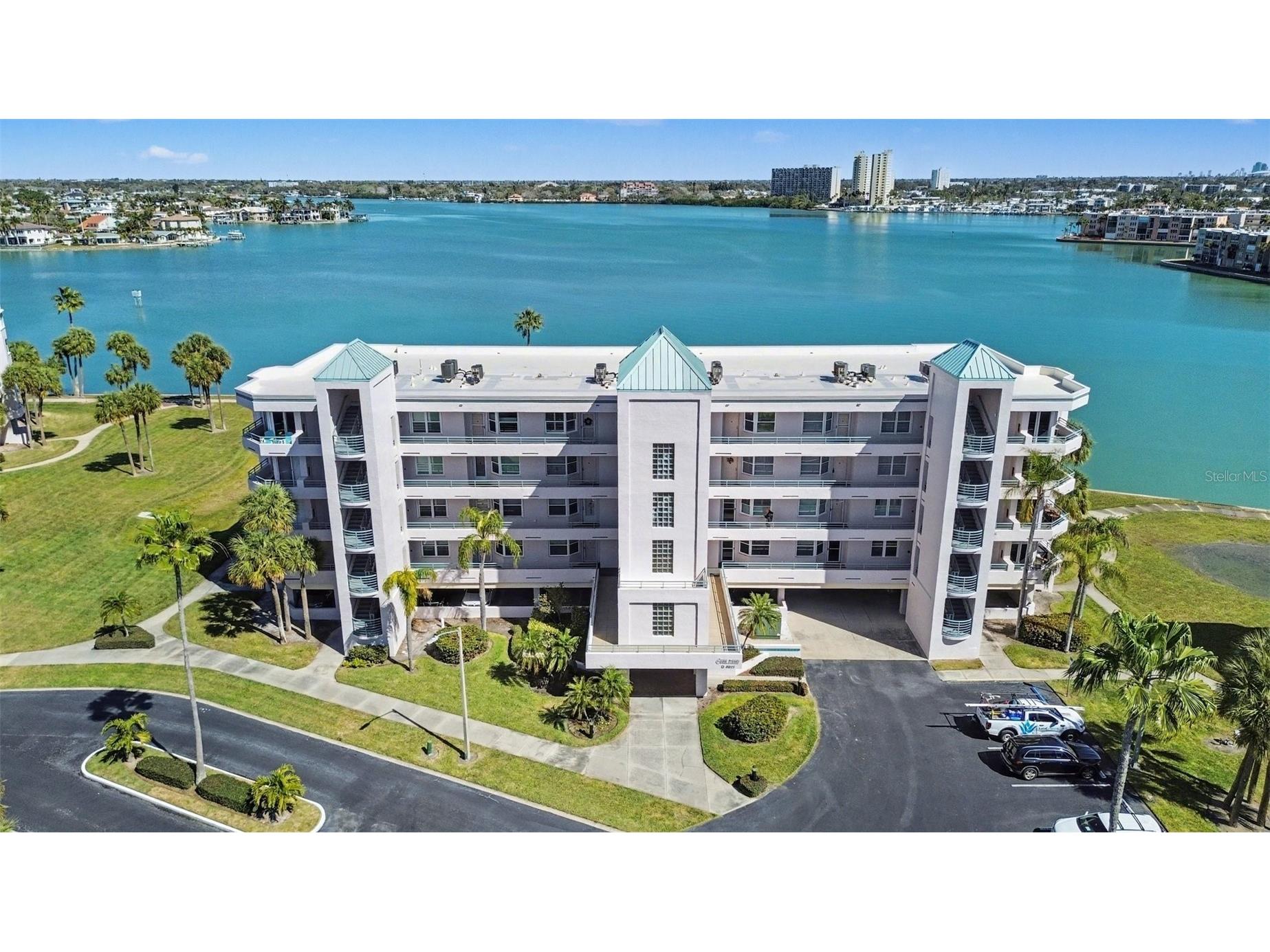 8021 Sailboat Key Boulevard S #304 Saint Pete Beach FL 33707 TB8475495 image31