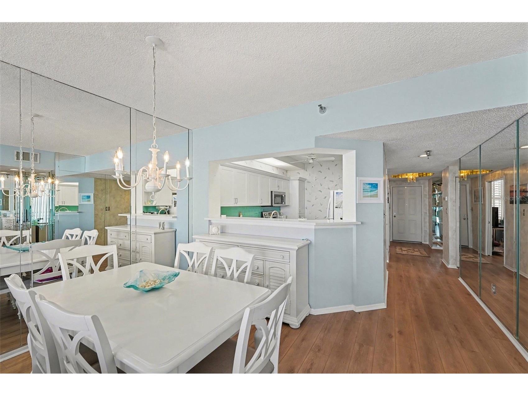8021 Sailboat Key Boulevard S #304 Saint Pete Beach FL 33707 TB8475495 image8