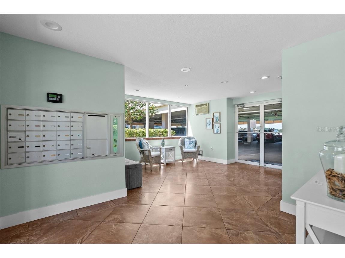 8021 Sailboat Key Boulevard S #305 Saint Pete Beach FL 33707 - BOCA CIEGA BAY TB8386517 image24