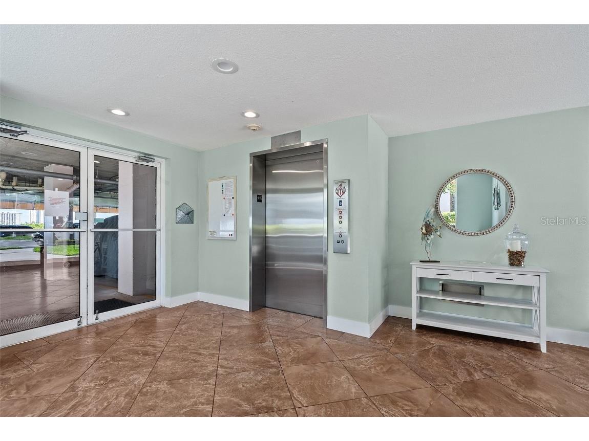 8021 Sailboat Key Boulevard S #305 Saint Pete Beach FL 33707 - BOCA CIEGA BAY TB8386517 image25