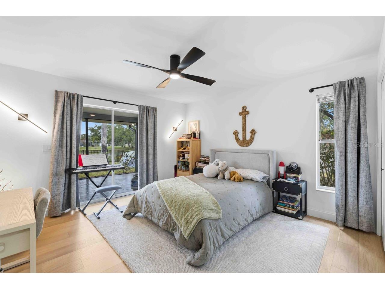 8021 Timber Lake Lane Sarasota FL 34243 A4694168 image17