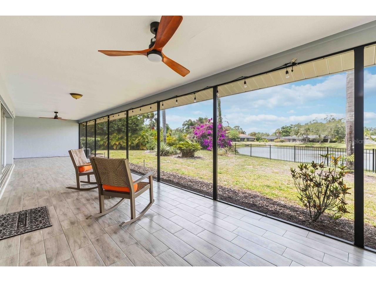 8021 Timber Lake Lane Sarasota FL 34243 A4694168 image22