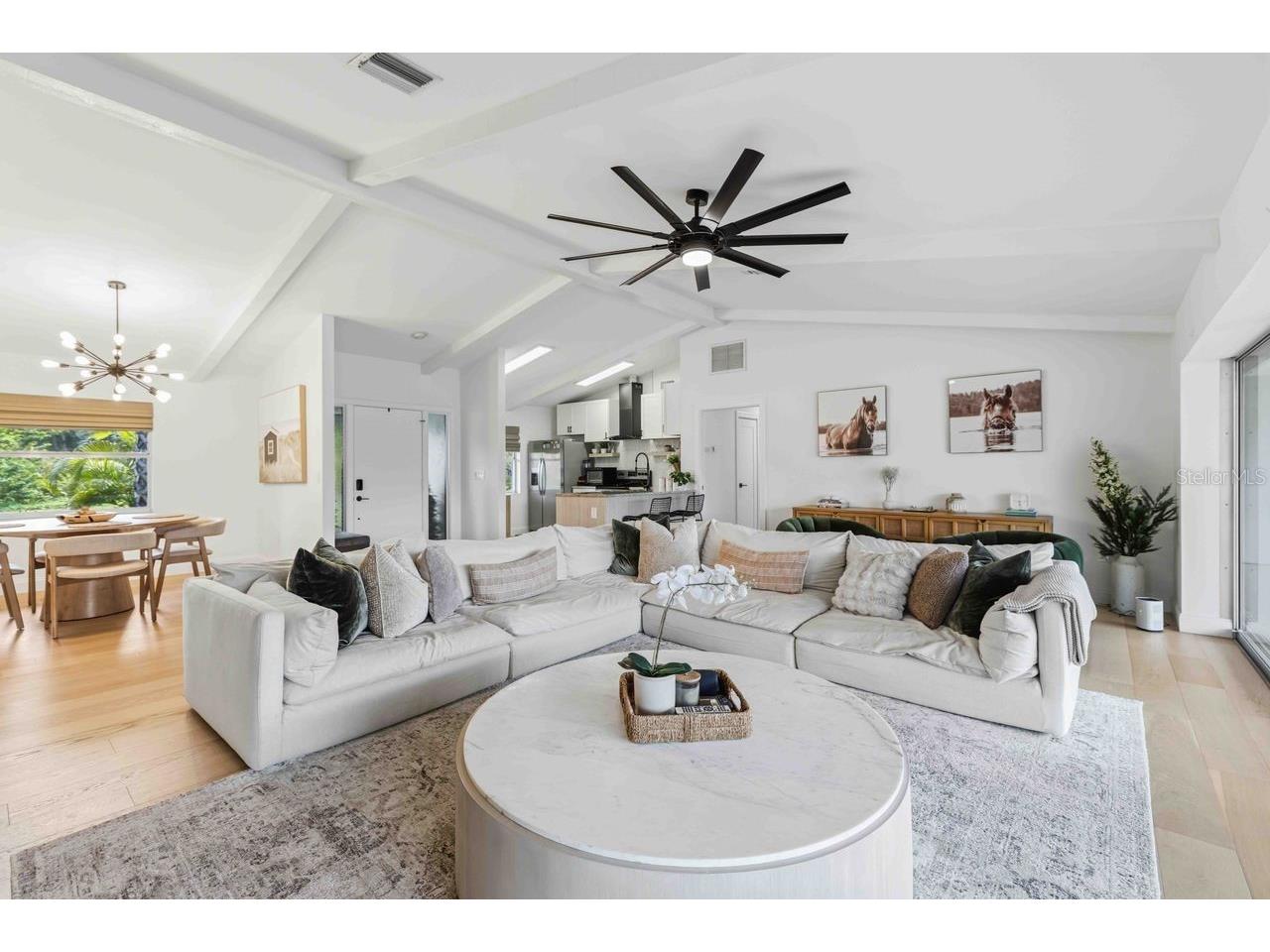 8021 Timber Lake Lane Sarasota FL 34243 A4694168 image8