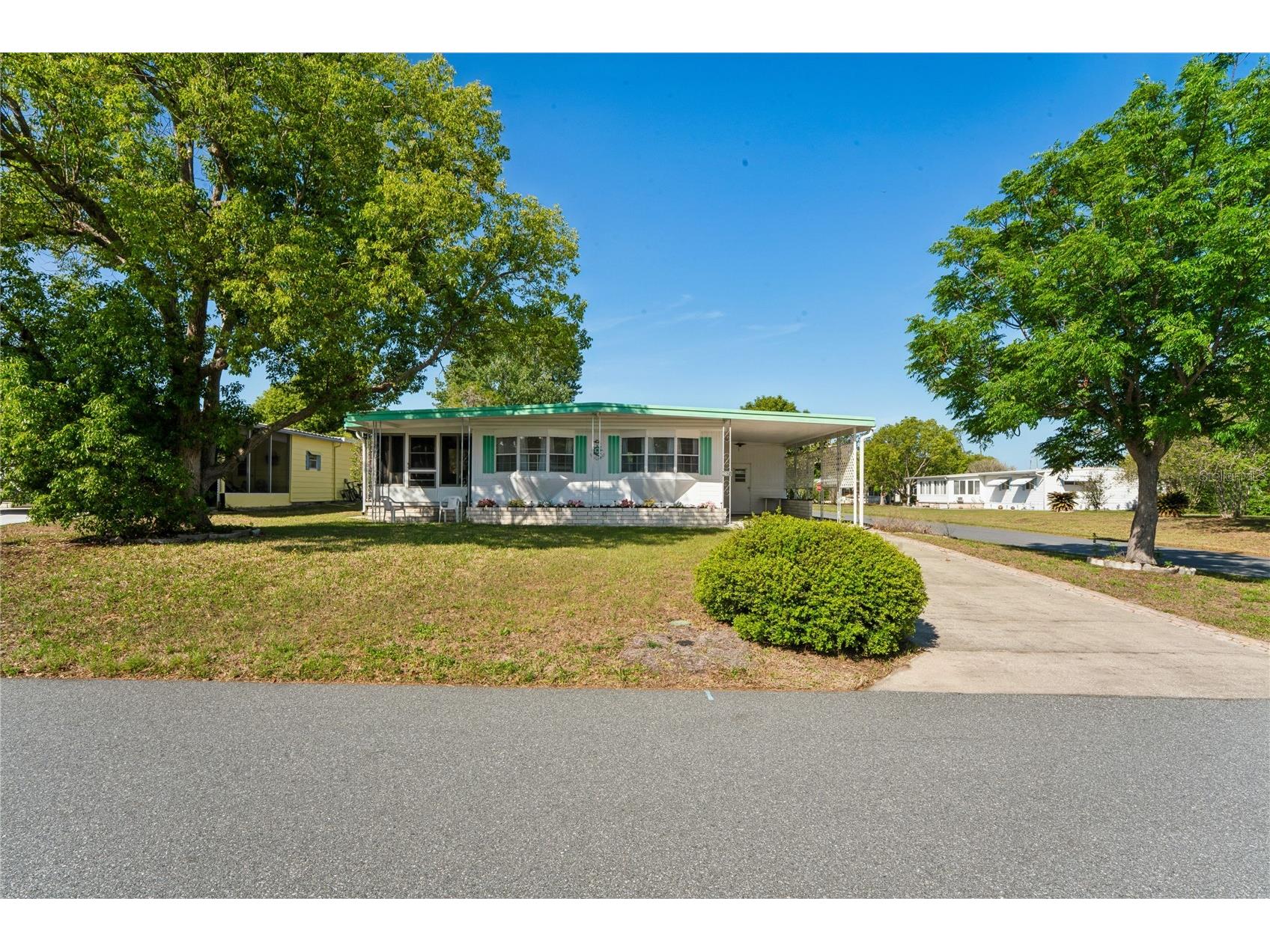 8021 Western Circle Drive Brooksville FL 34613 TB8500923 image2
