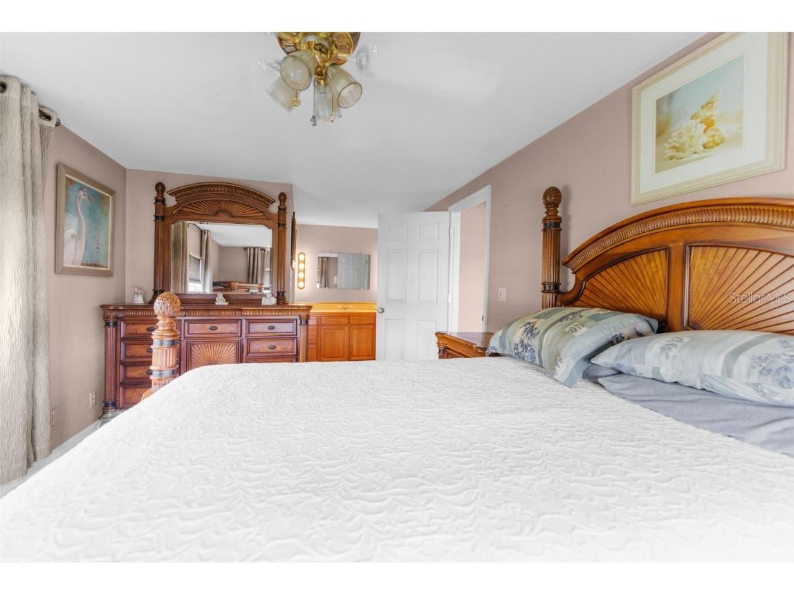 8022 Eastern Circle Drive Brooksville FL 34613 TB8422540 image15