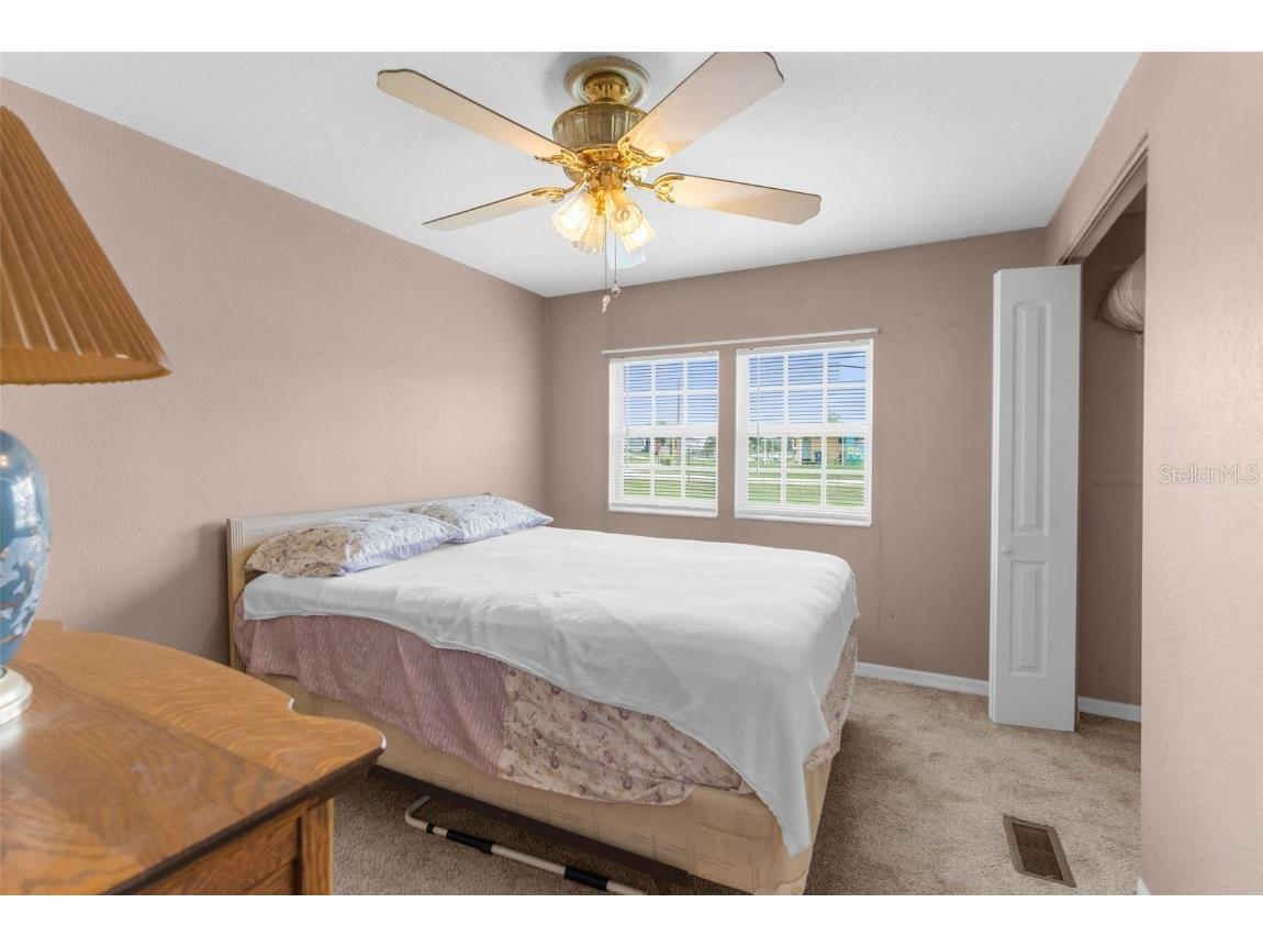 8022 Eastern Circle Drive Brooksville FL 34613 TB8422540 image17