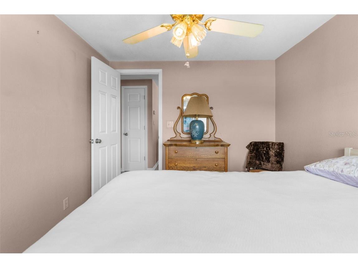 8022 Eastern Circle Drive Brooksville FL 34613 TB8422540 image18