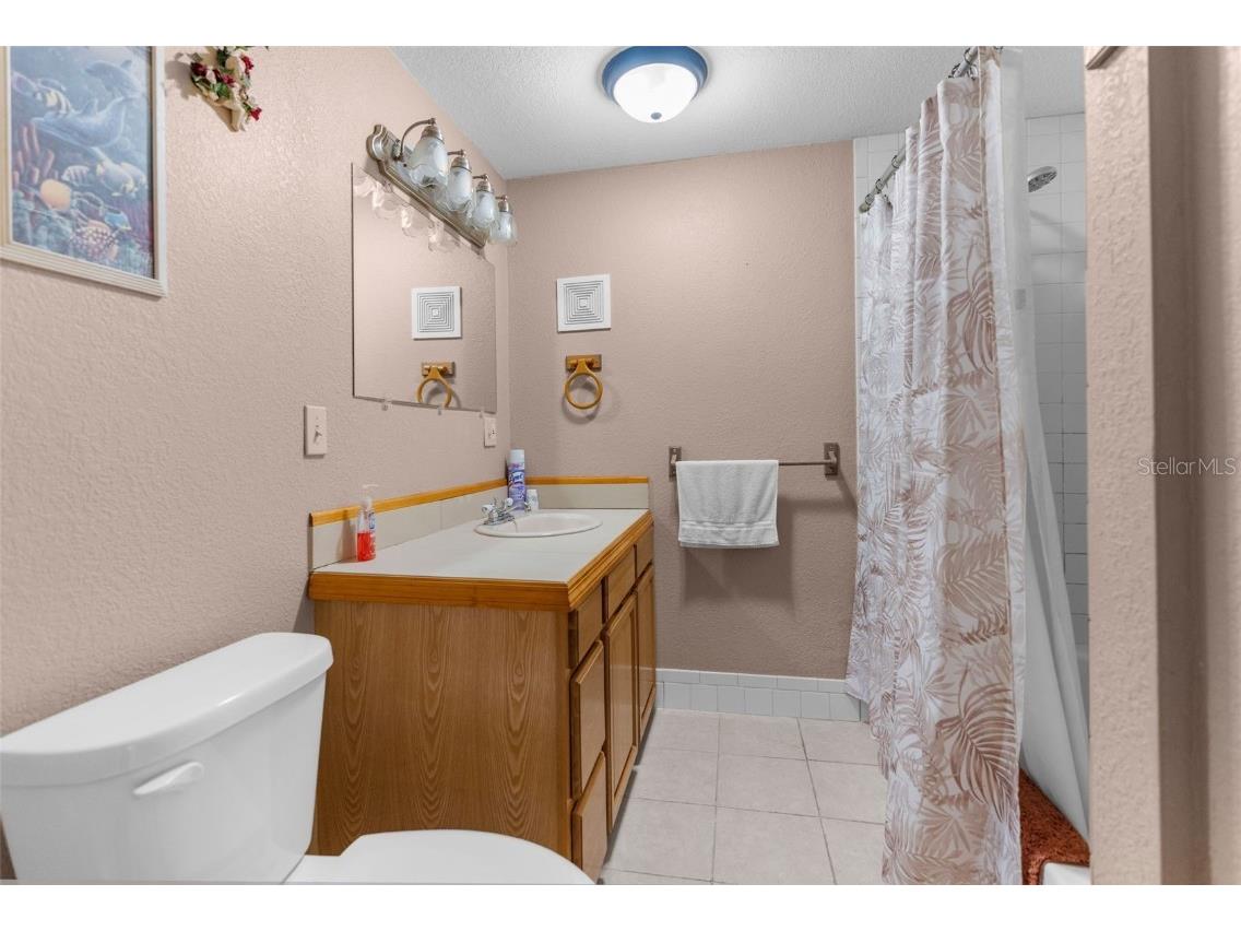 8022 Eastern Circle Drive Brooksville FL 34613 TB8422540 image19