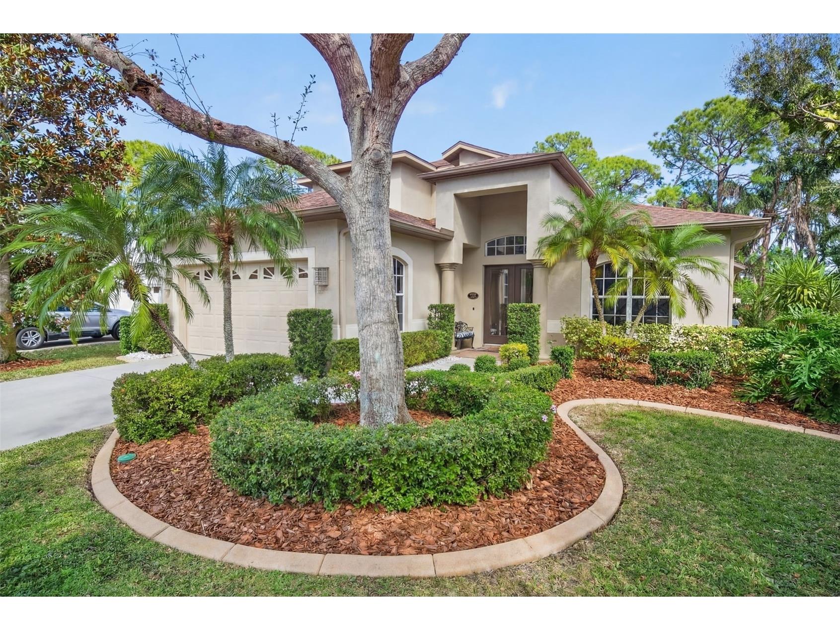 8023 Desoto Woods Drive Sarasota FL 34243 A4680031 image1