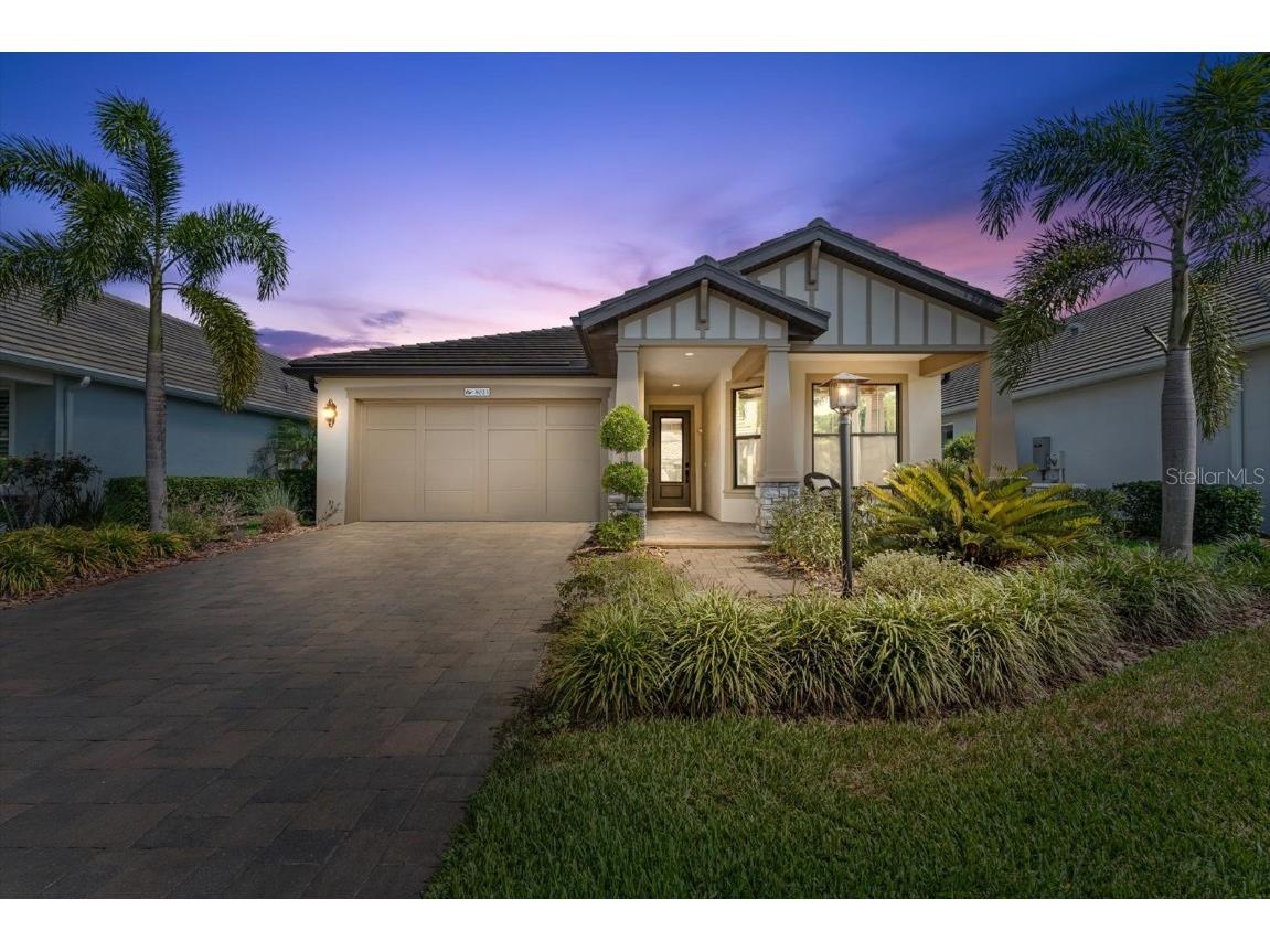 8023 Sandstar Way Sarasota FL 34240 A4610562 image1