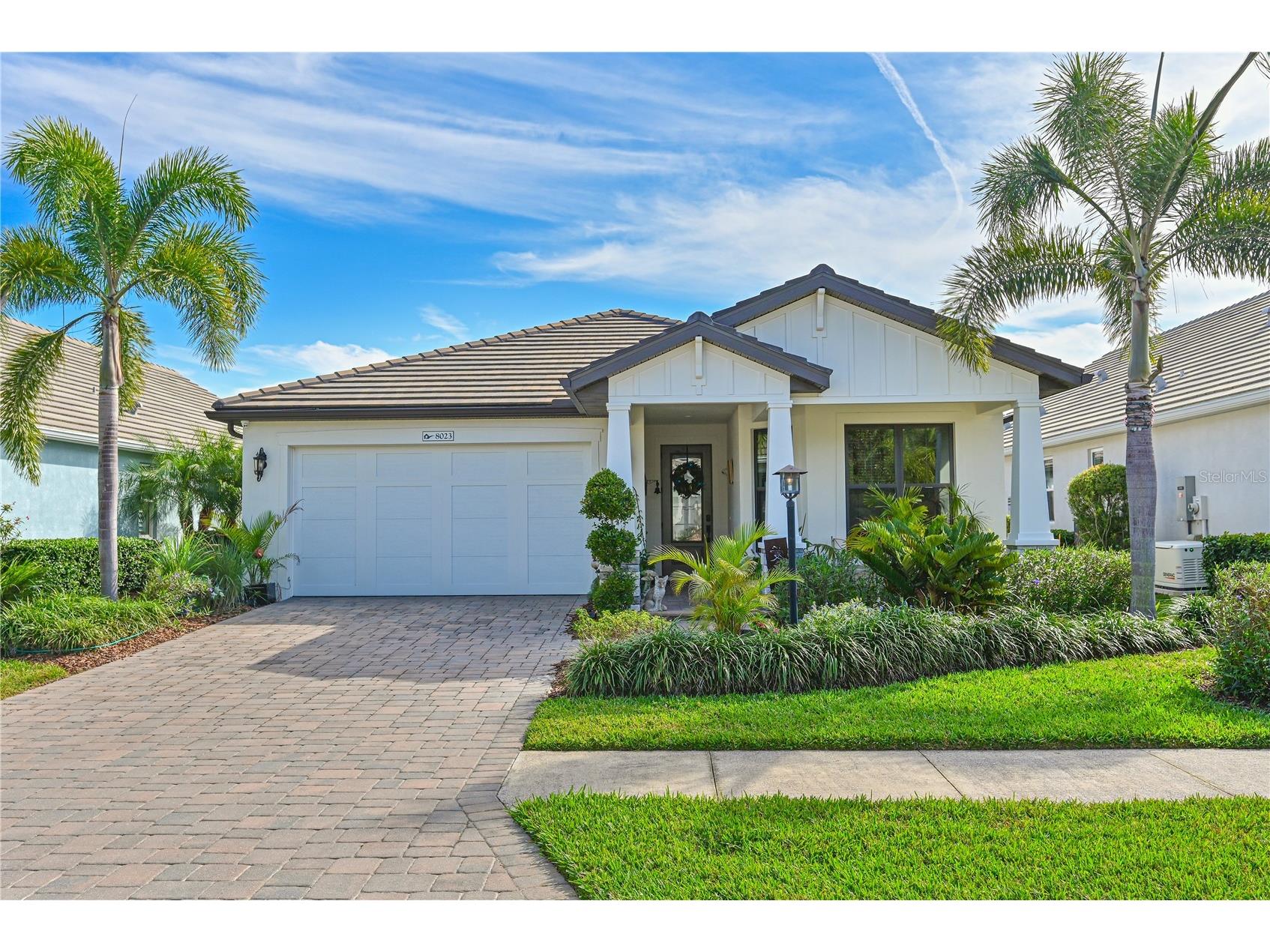8023 Sandstar Way Sarasota FL 34240 A4678376 image2