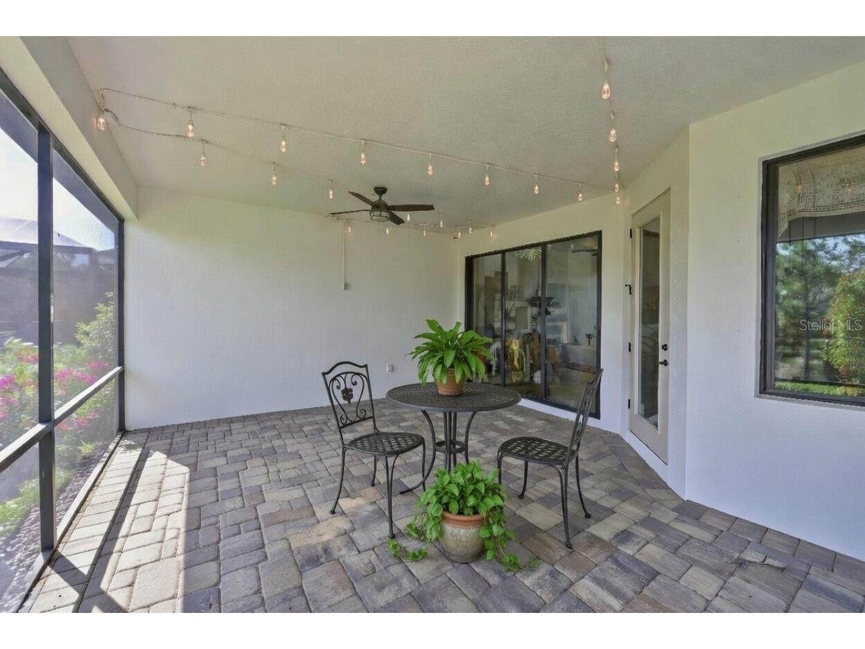 8023 Sandstar Way Sarasota FL 34240 A4678376 image20