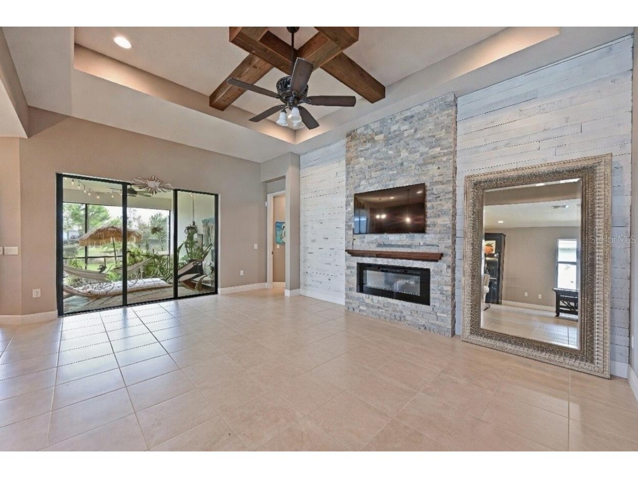 8023 Sandstar Way Sarasota FL 34240 A4678376 image24