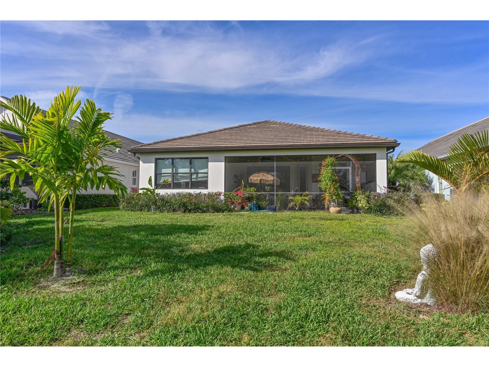 8023 Sandstar Way Sarasota FL 34240 A4678376 image29