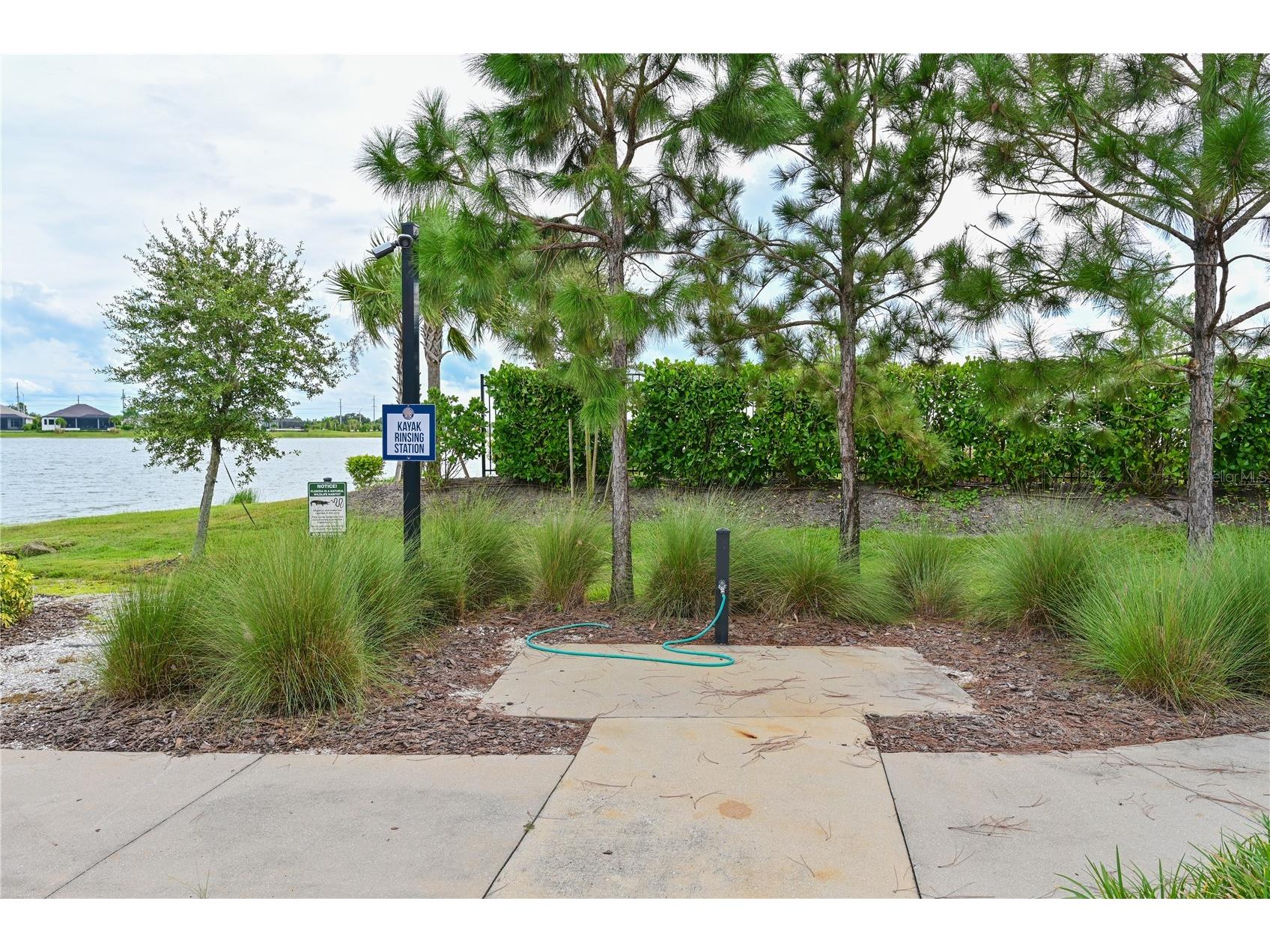 8023 Sandstar Way Sarasota FL 34240 A4678376 image38