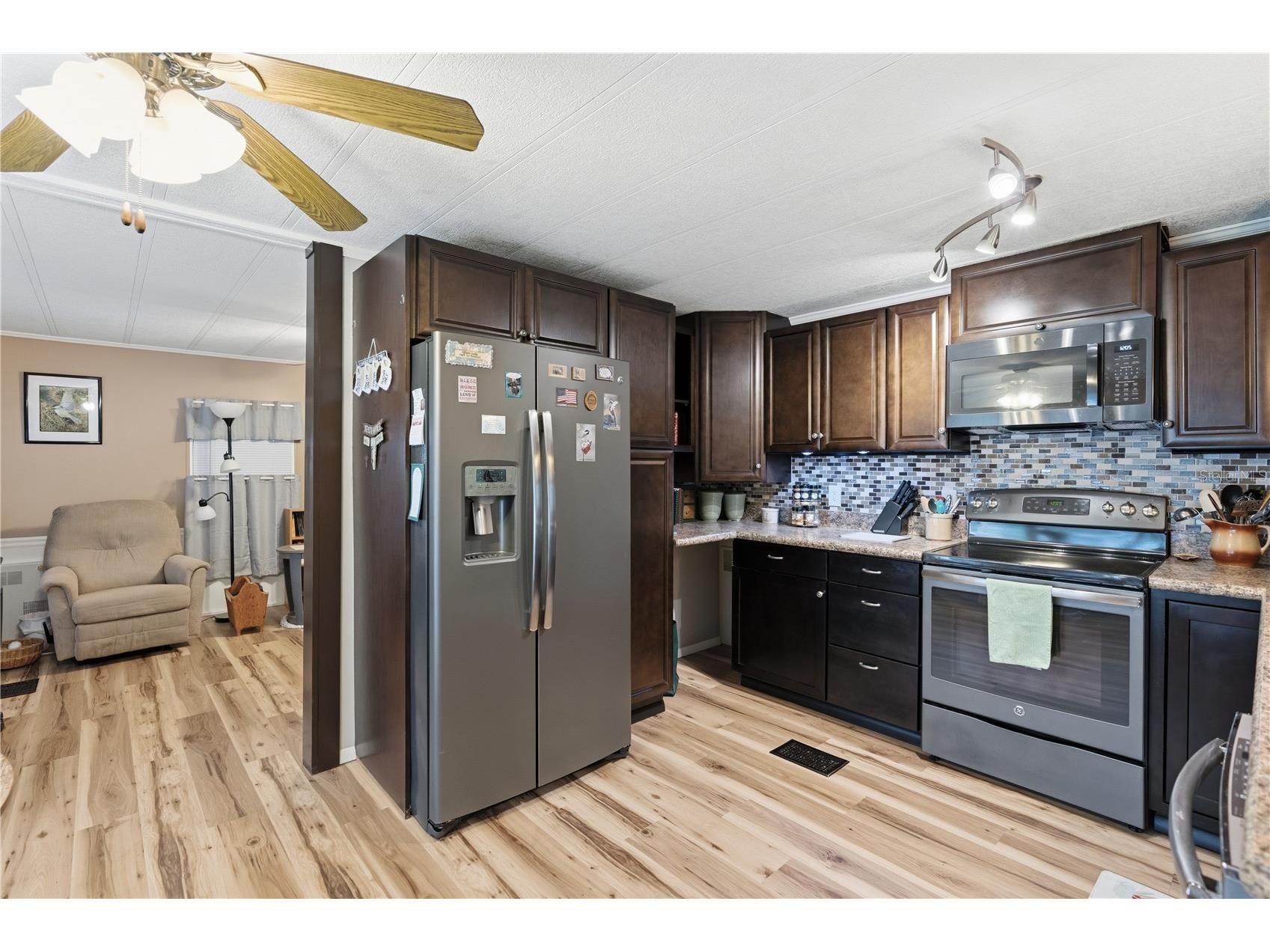 8024 Fairlane Avenue Brooksville FL 34613 TB8507837 image3