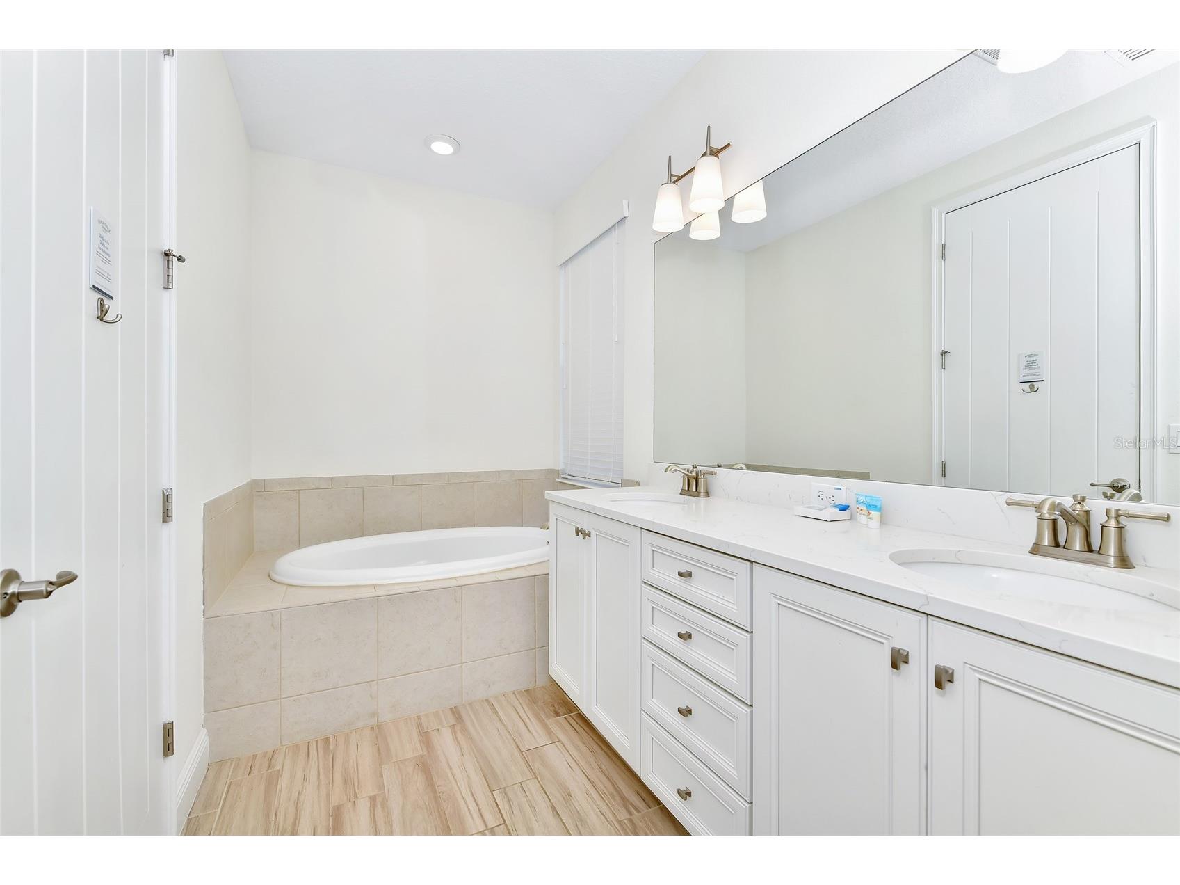 8024 Flip Flop Way Kissimmee FL 34747 O6412020 image33