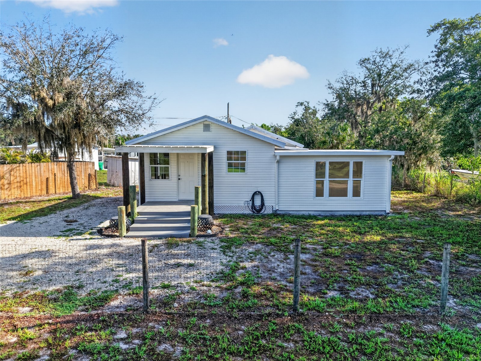 8024 Hillman Avenue Punta Gorda FL 33982 - Shell Creek D6147934 image1