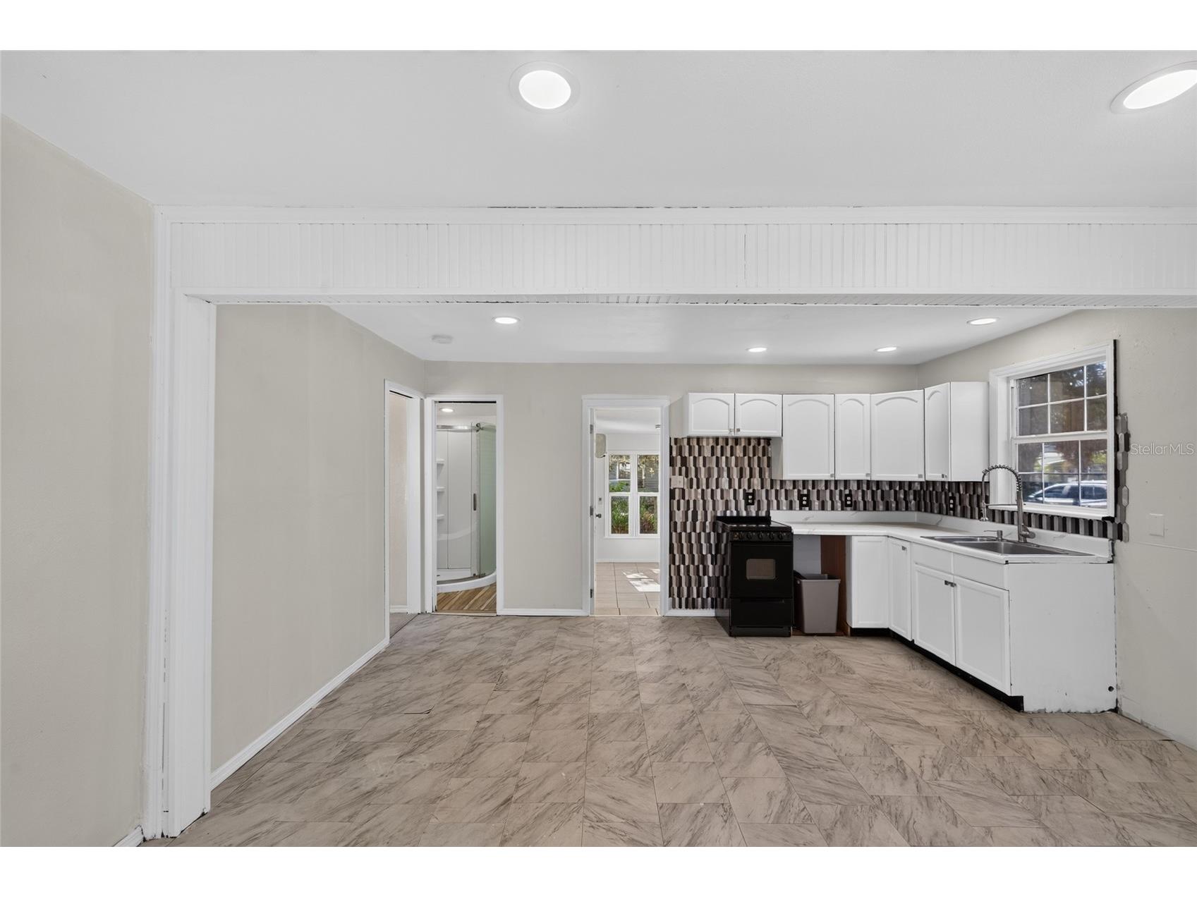 8024 Hillman Avenue Punta Gorda FL 33982 - Shell Creek D6147934 image5