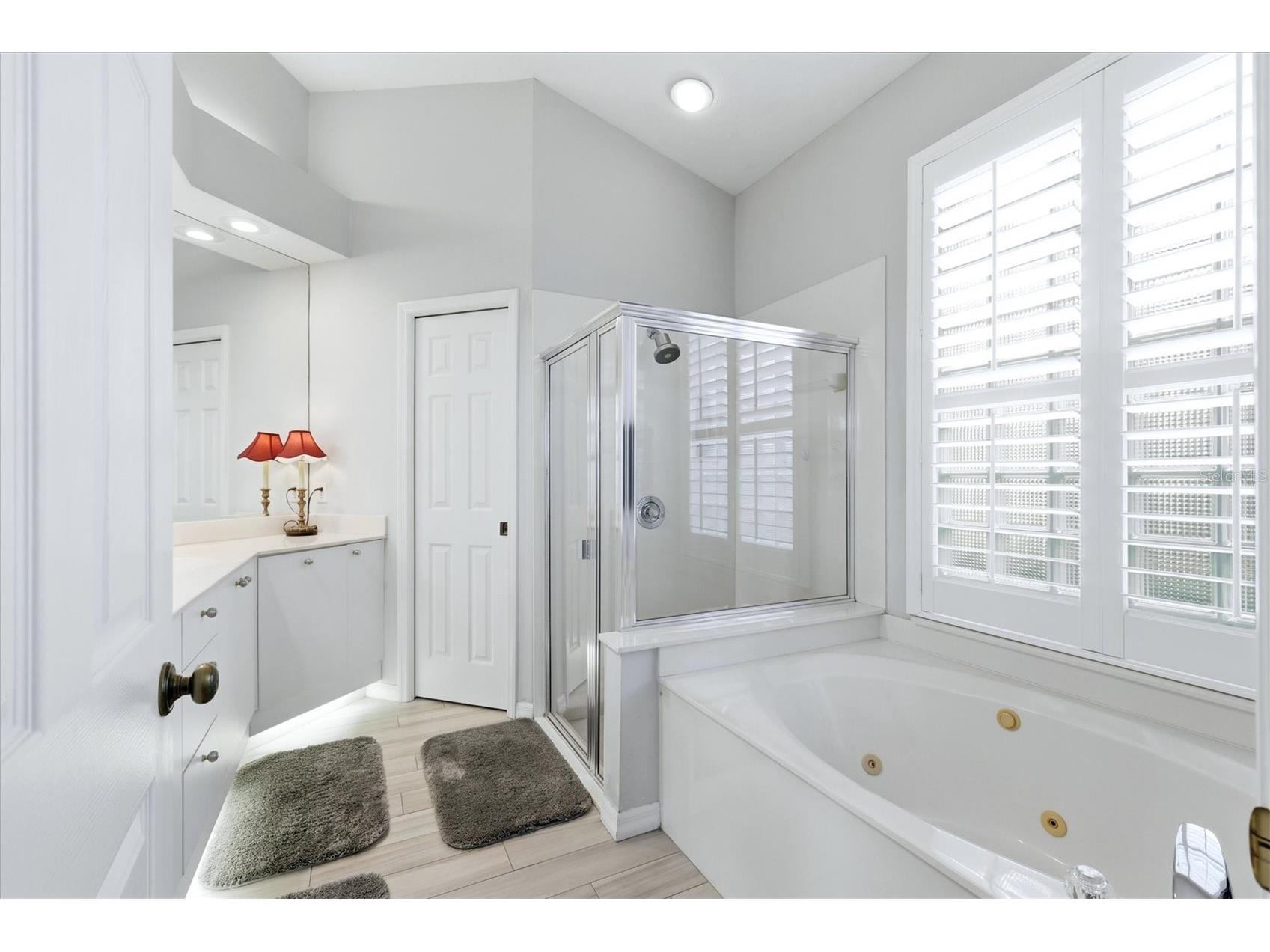 8025 Hampton Court University Park FL 34201 A4691695 image17
