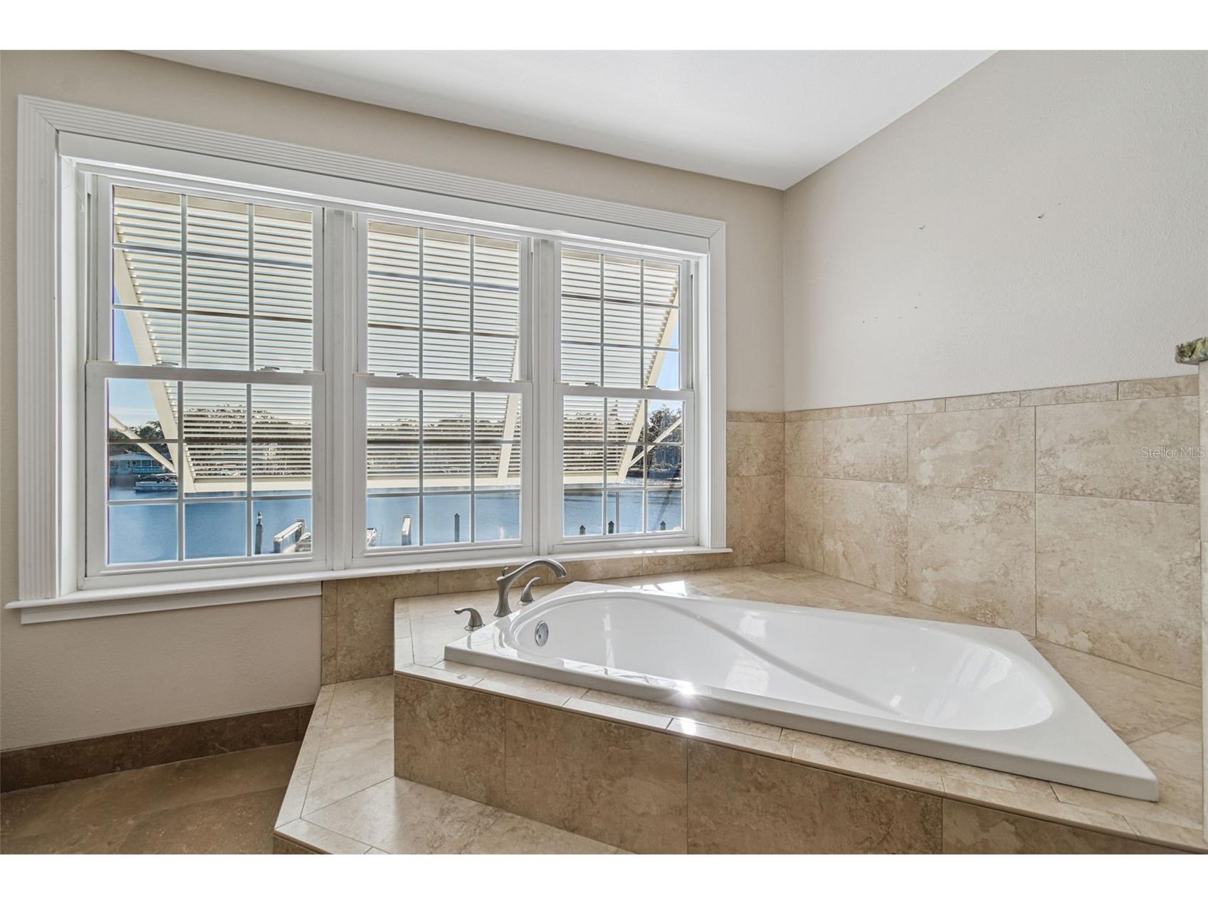 8025 Island Drive Port Richey FL 34668 TB8450061 image45