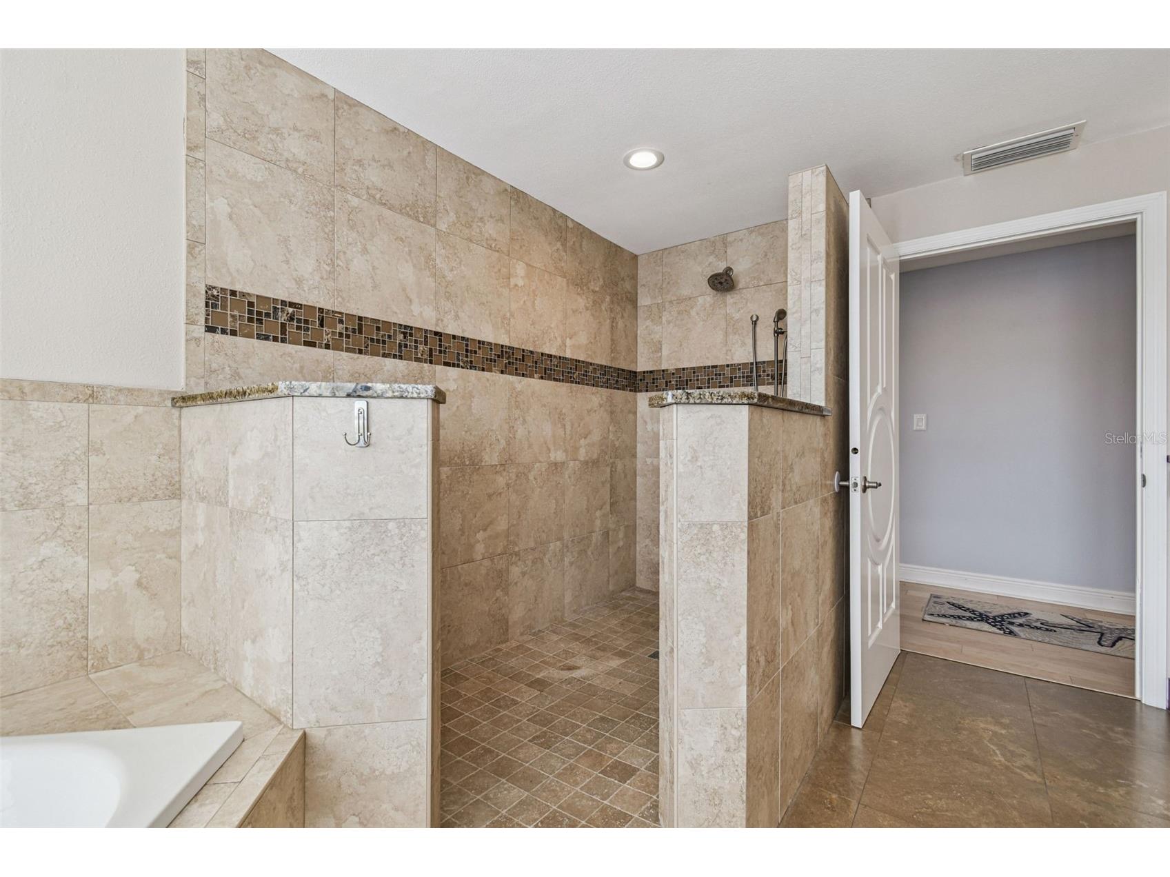 8025 Island Drive Port Richey FL 34668 TB8450061 image46