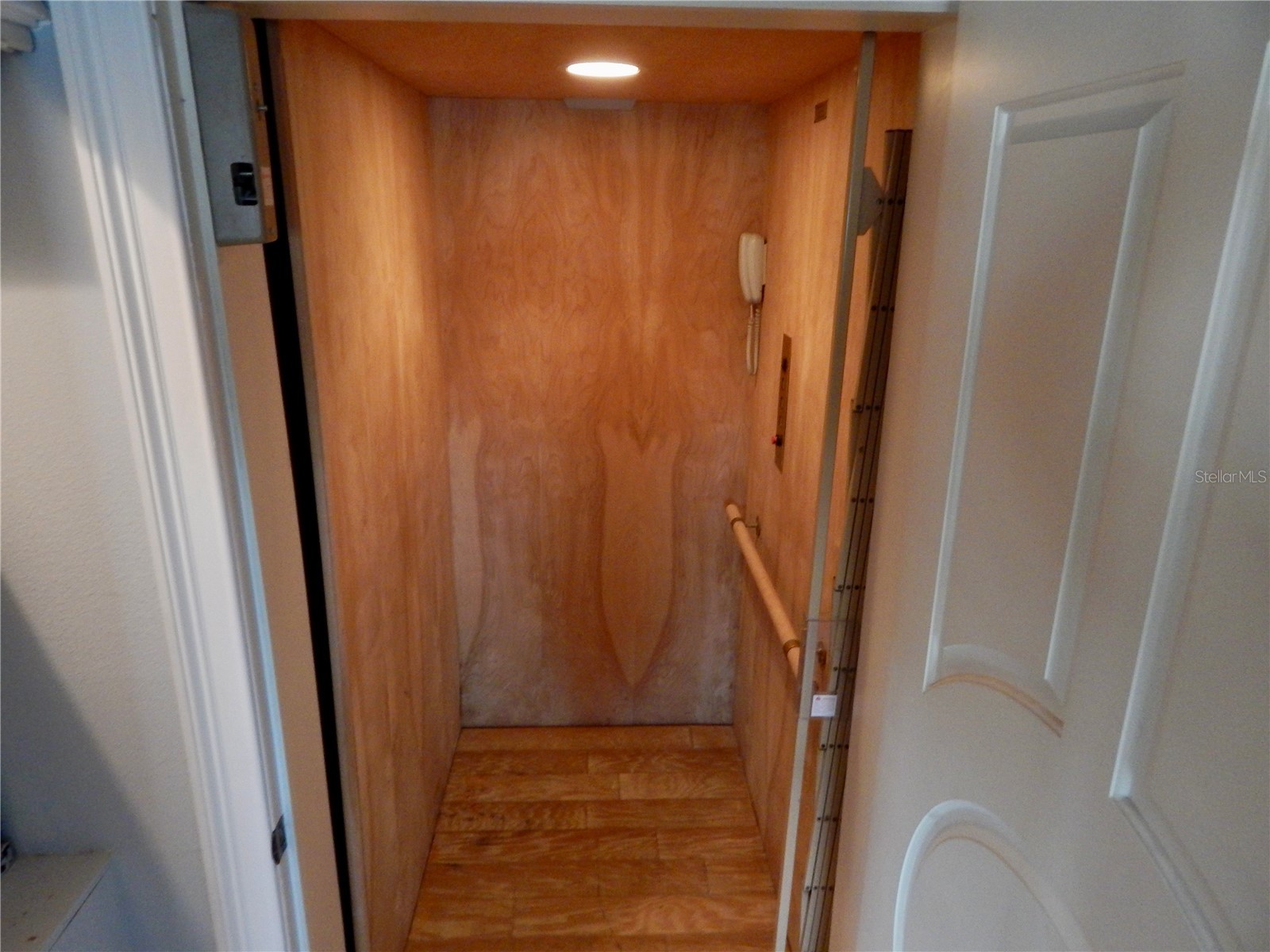 8025 Island Drive Port Richey FL 34668 TB8529741 image16